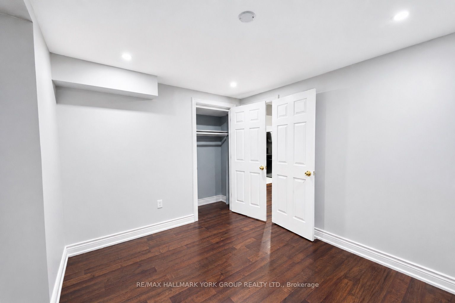 33 Deerwood Crescent Property Photo 11