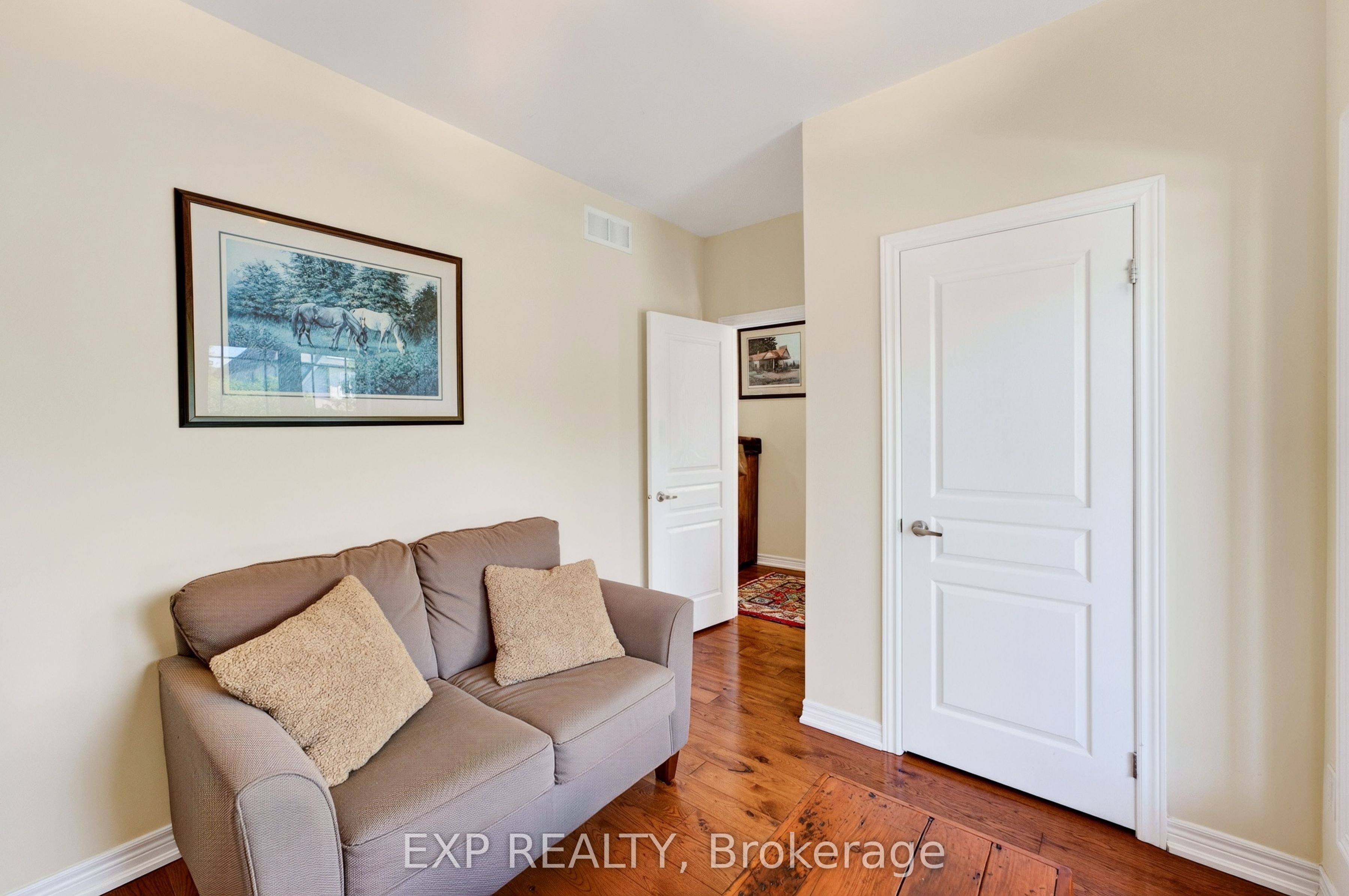 17 Wyndham Circle Property Photo 27