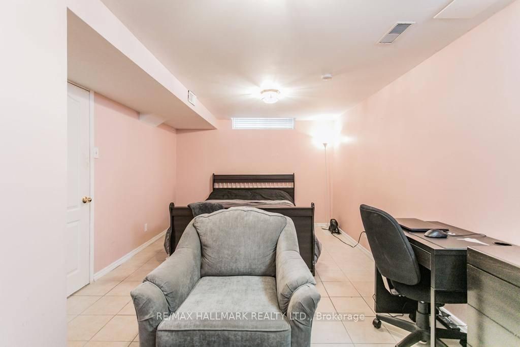 49 Nantucket Drive Basement Property Photo 6