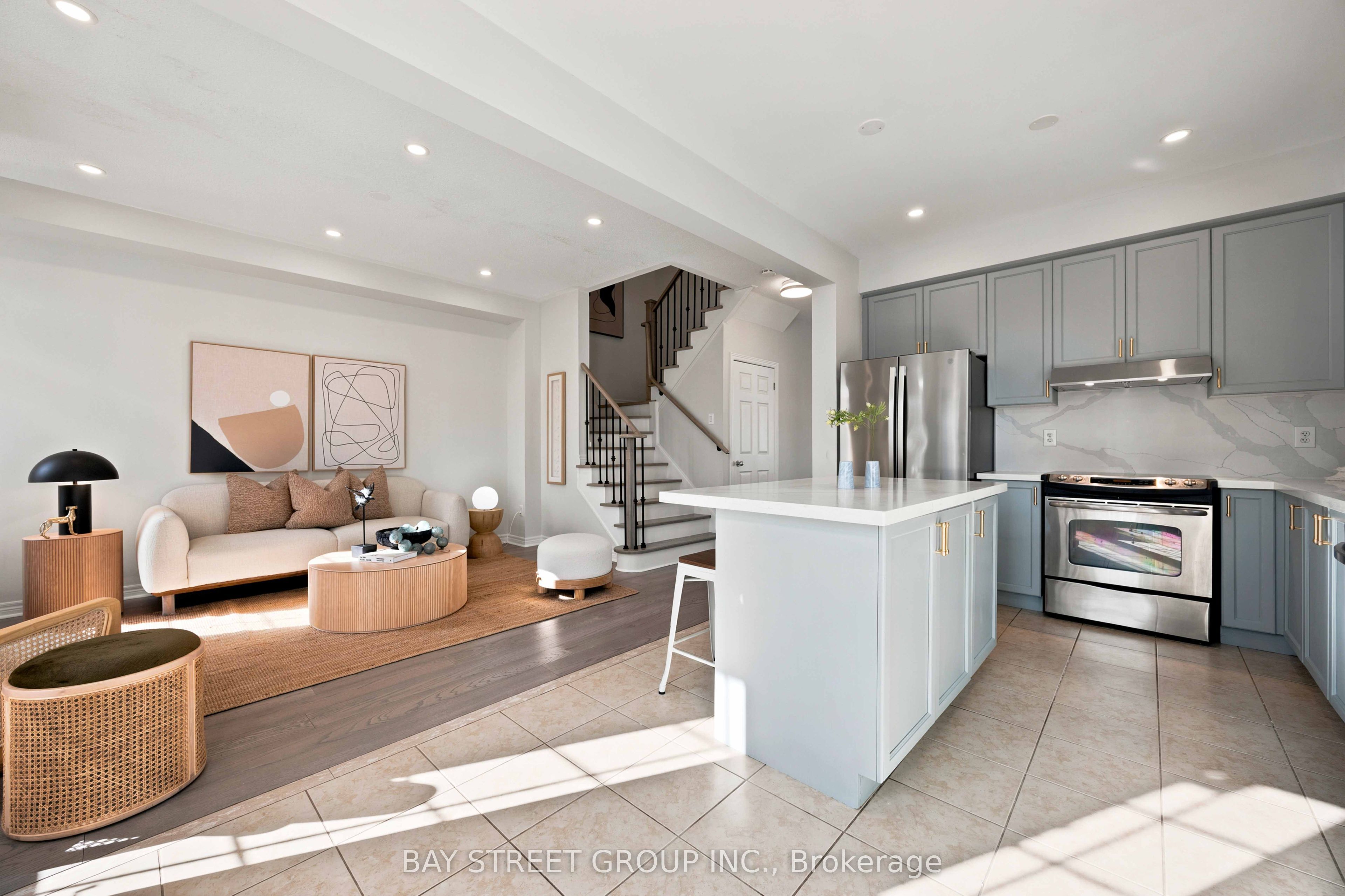 5 Tottenham Court Property Photo 24