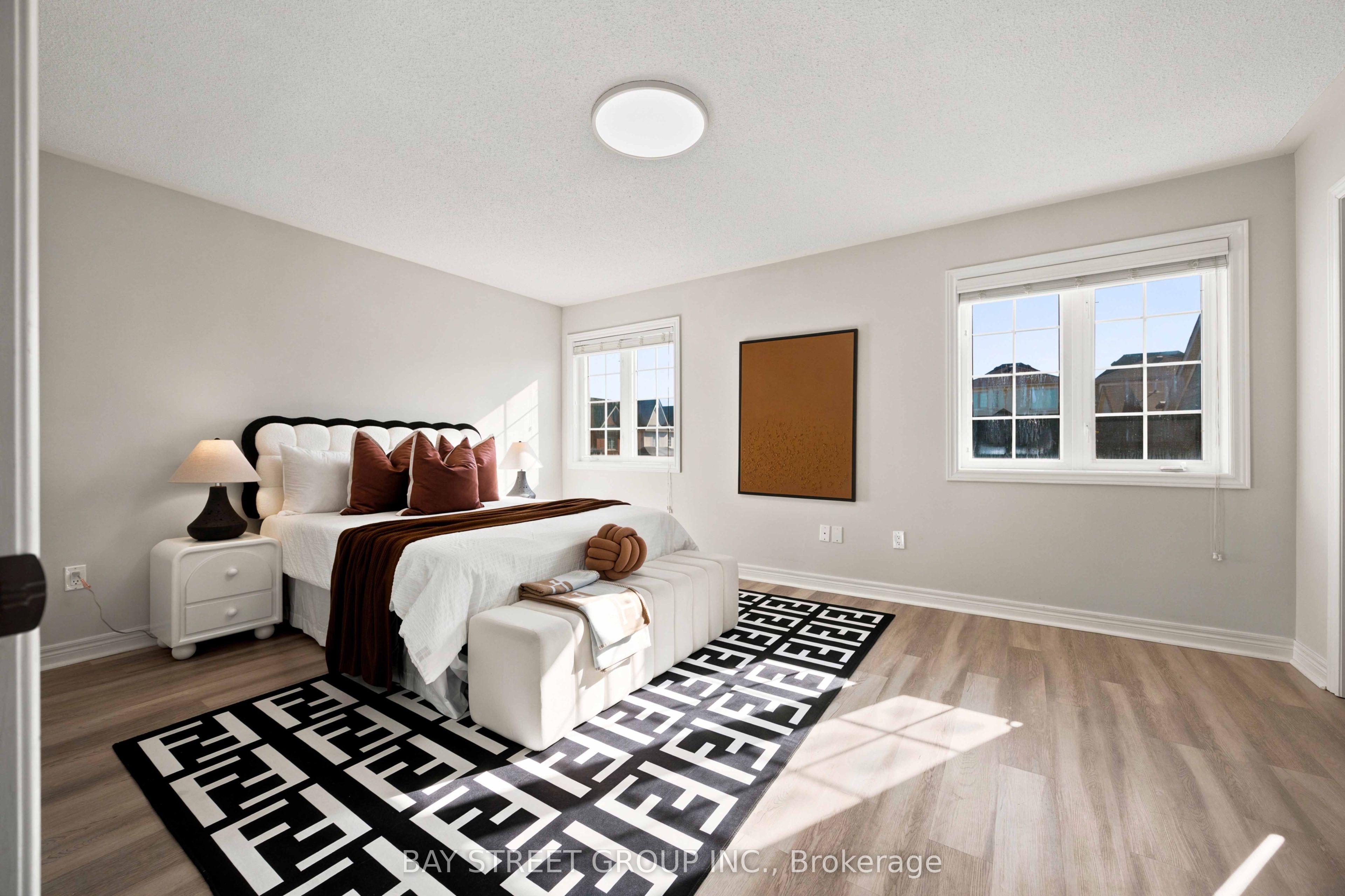 5 Tottenham Court Property Photo 33