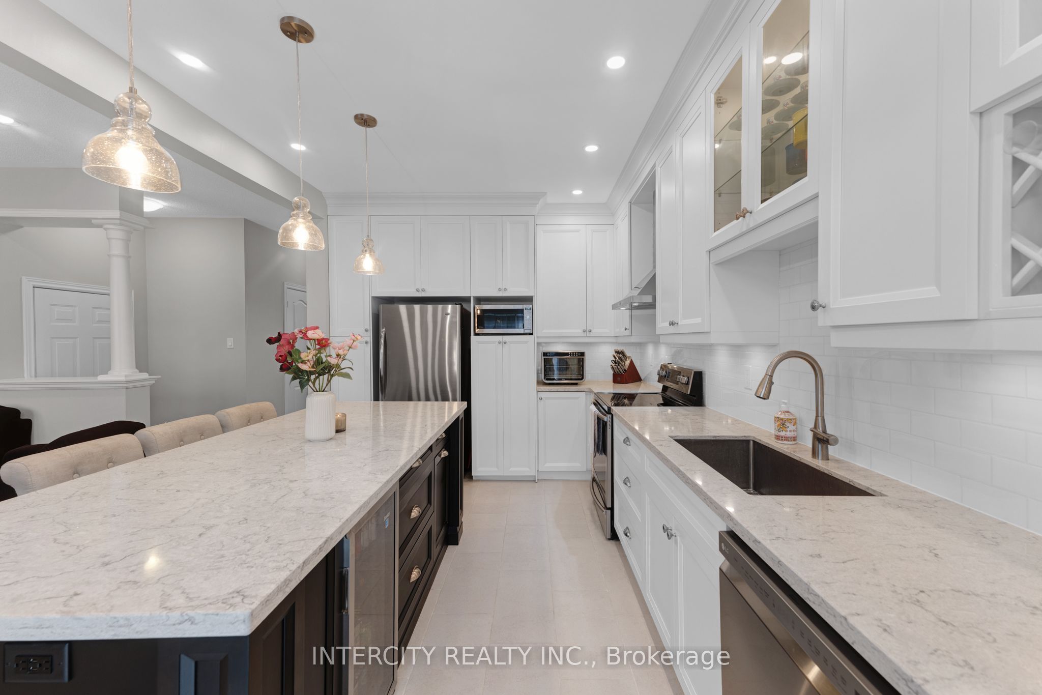 37 Redfinch Crescent Property Photo 11