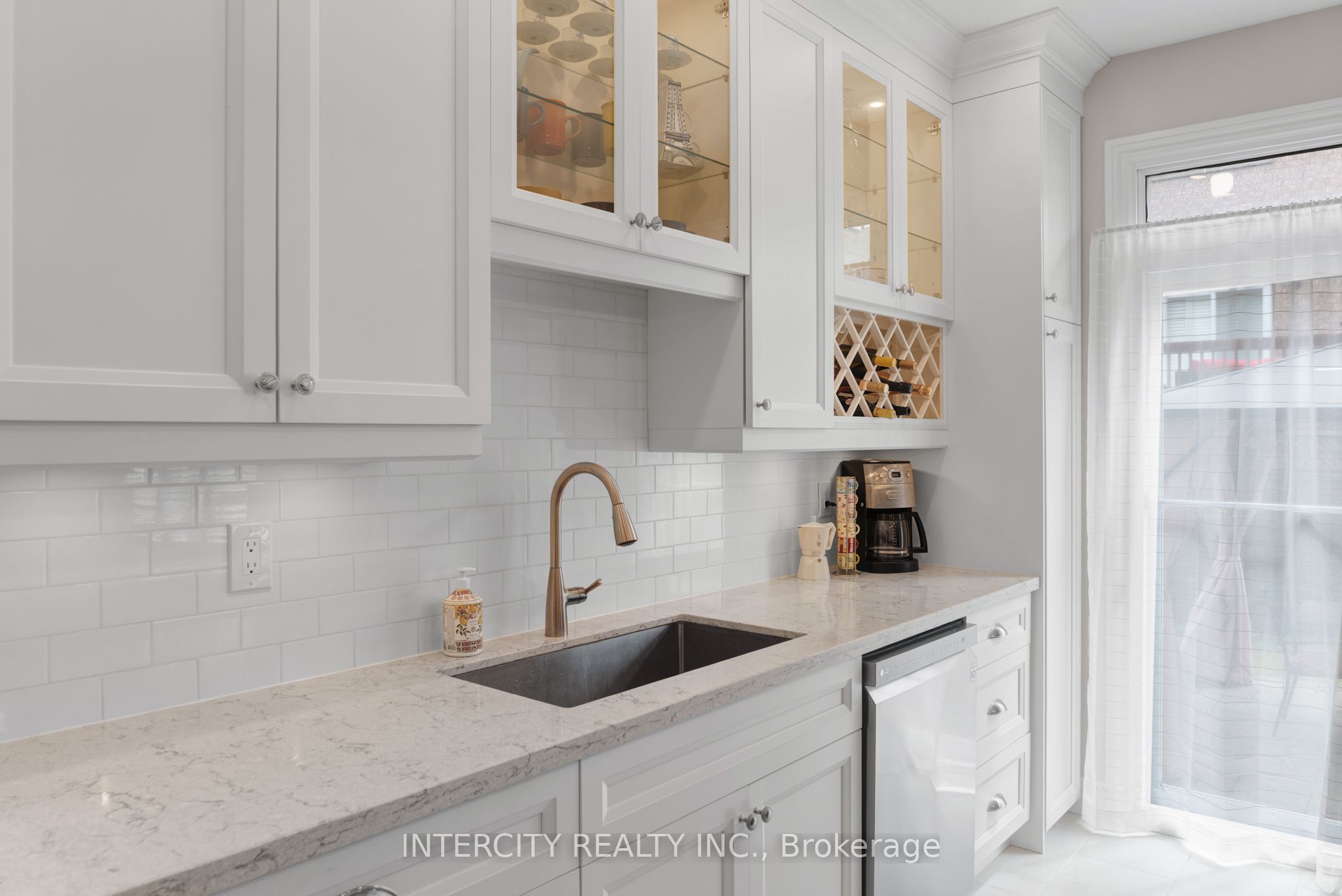 37 Redfinch Crescent Property Photo 14