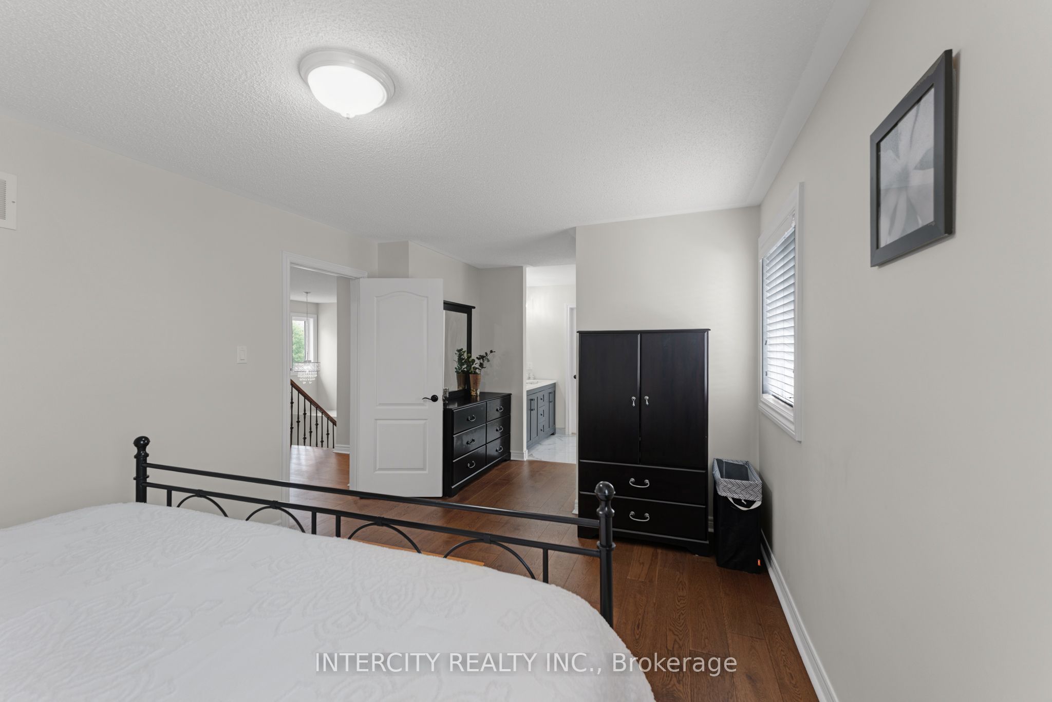 37 Redfinch Crescent Property Photo 28