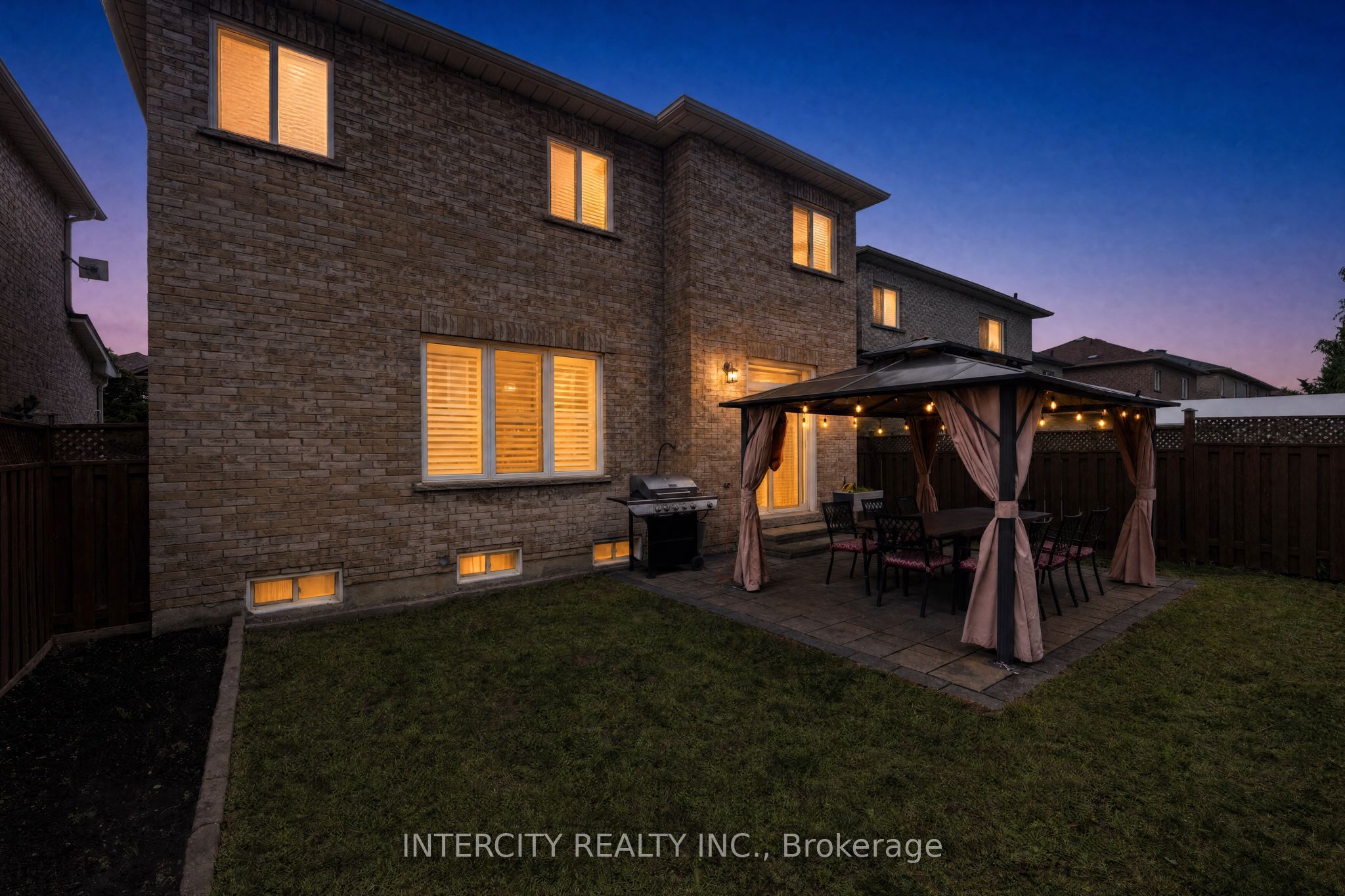 37 Redfinch Crescent Property Photo 49