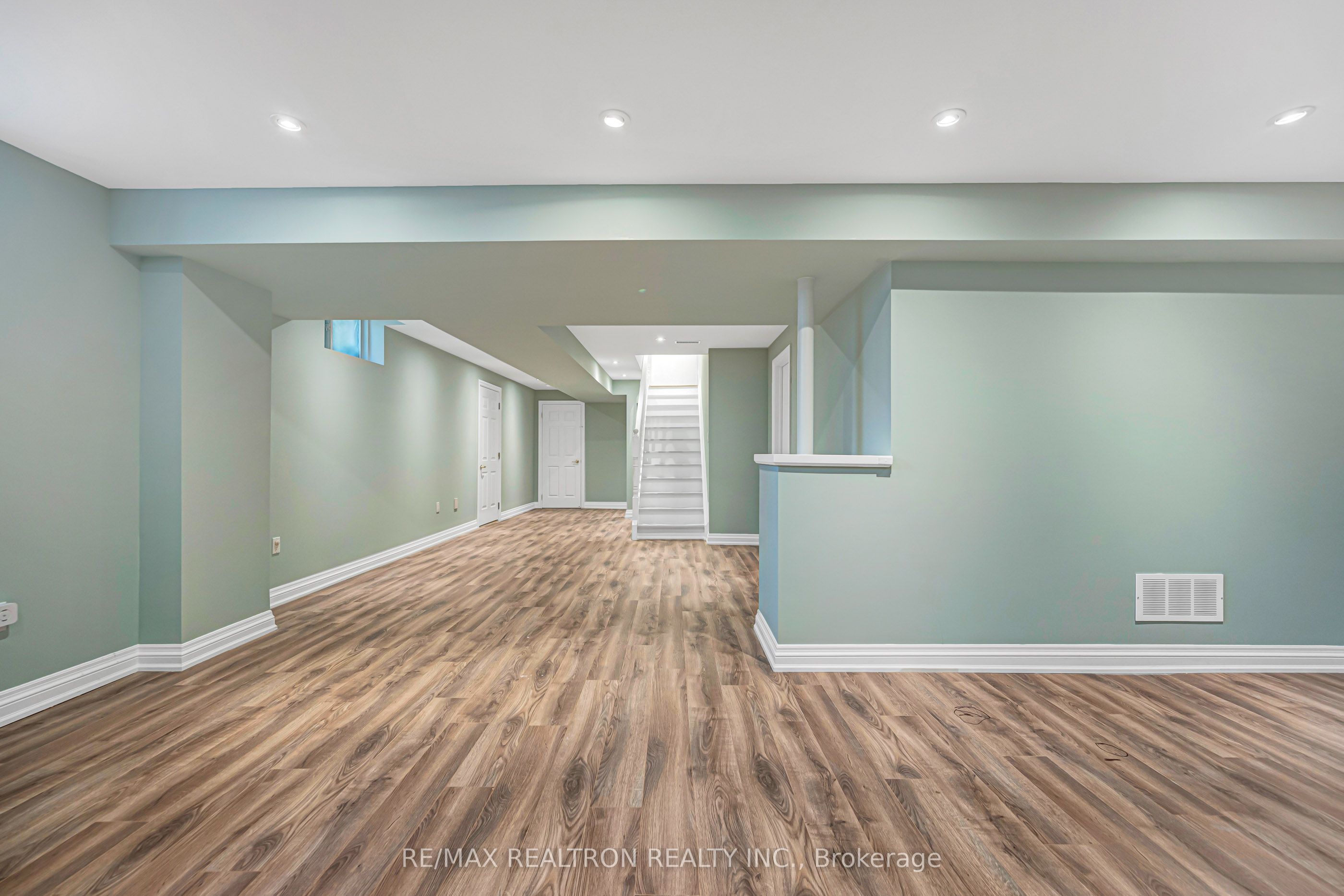 112 Duffin Drive Property Photo 28