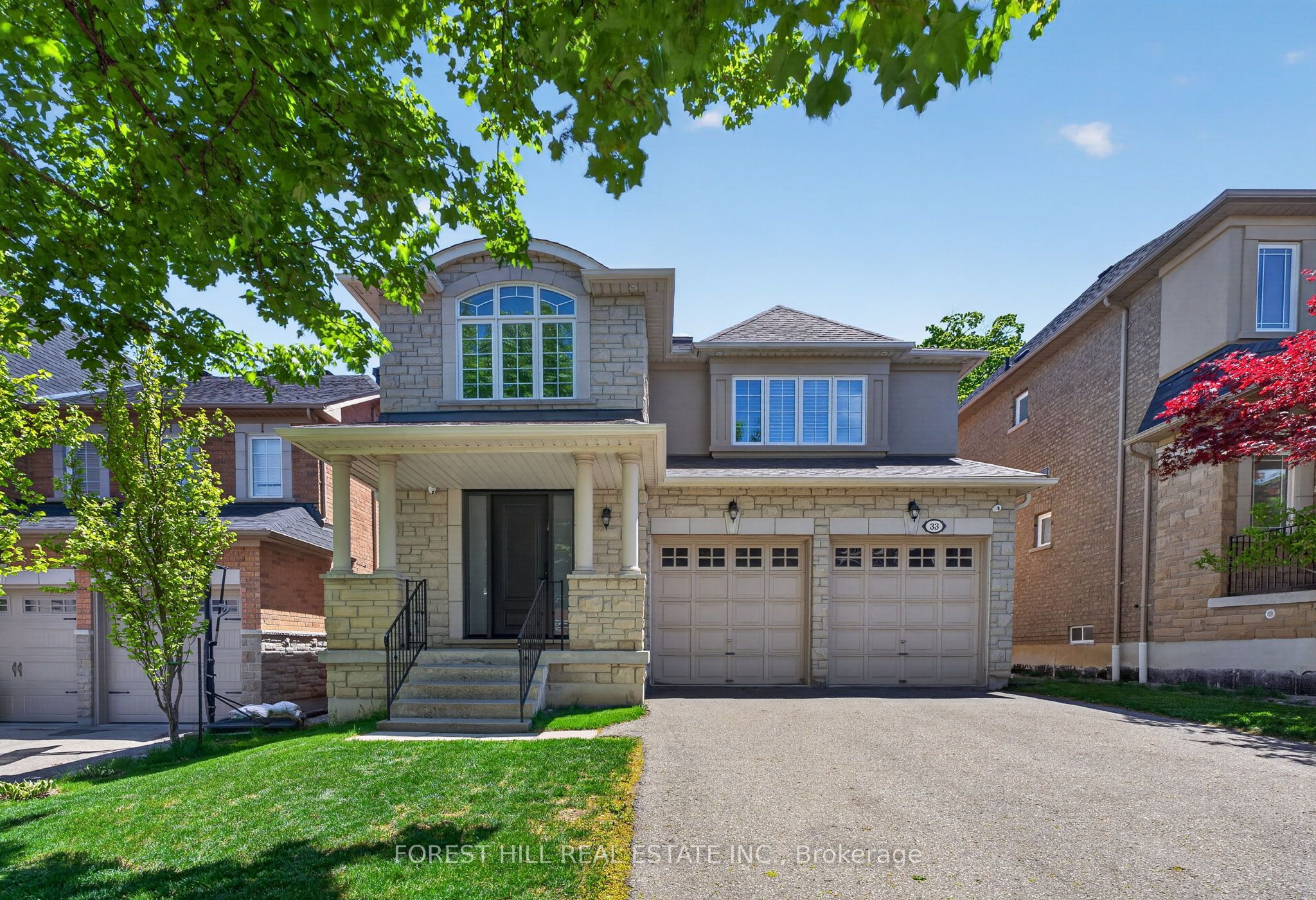 33 Chopin Boulevard Property Photo 2
