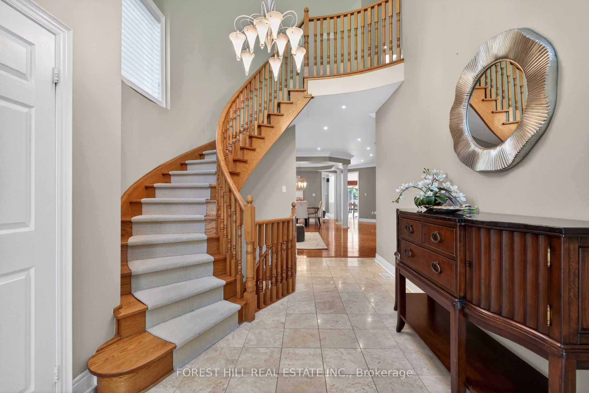 33 Chopin Boulevard Property Photo 3