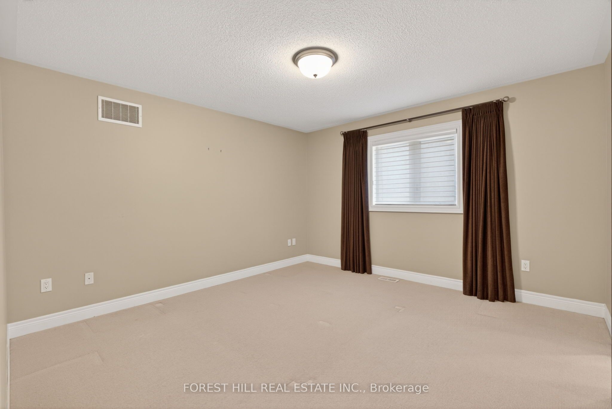33 Chopin Boulevard Property Photo 33