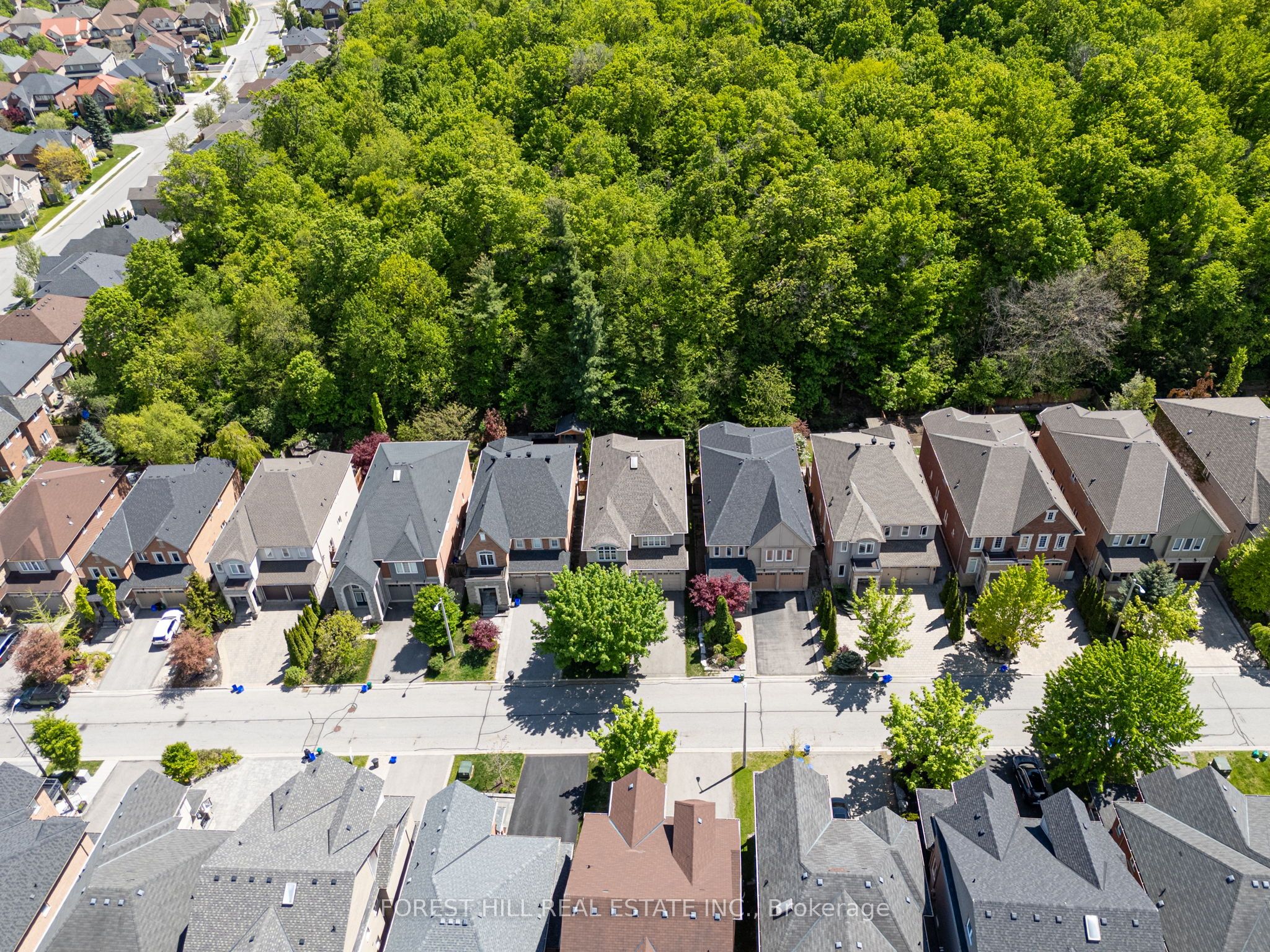 33 Chopin Boulevard Property Photo 48