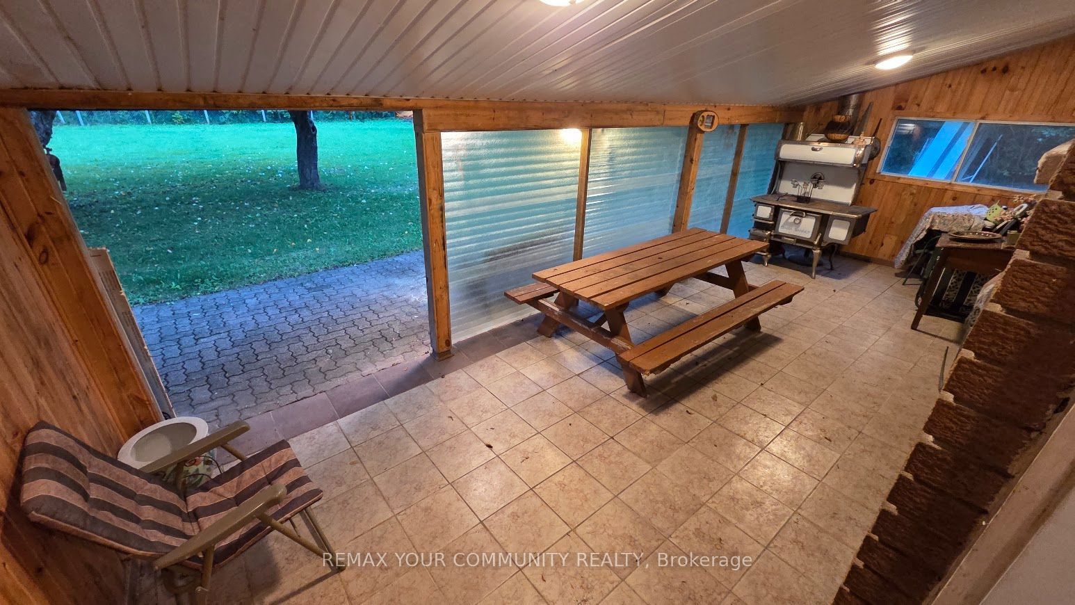 1031 Metro Road Property Photo 29