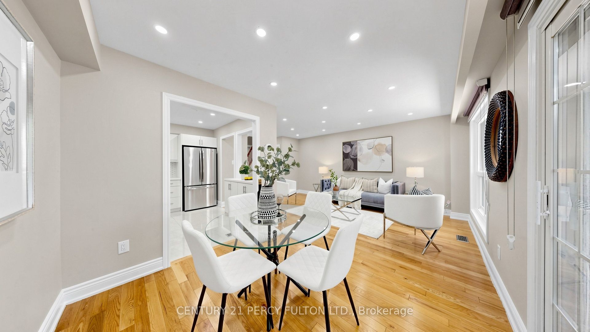 70 Knightsbridge Way Property Photo 11