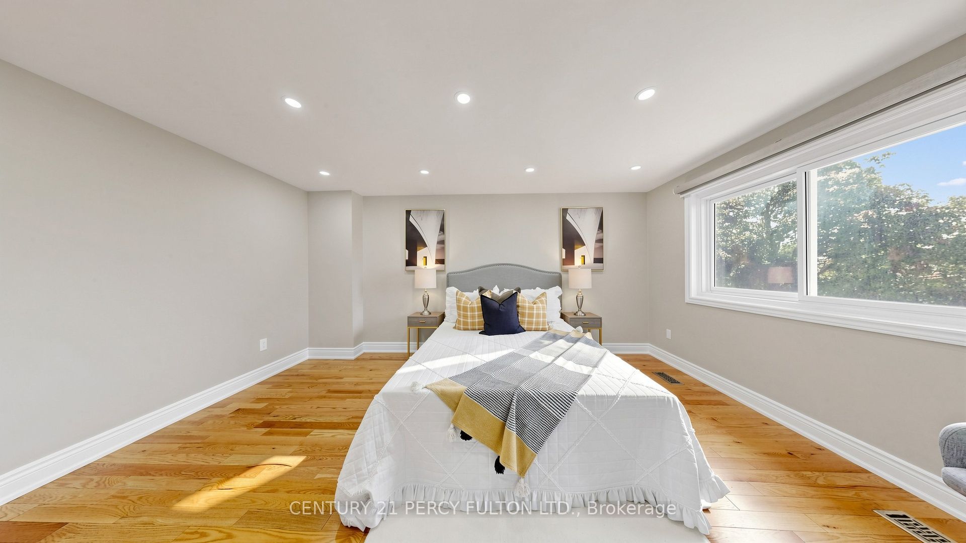 70 Knightsbridge Way Property Photo 21