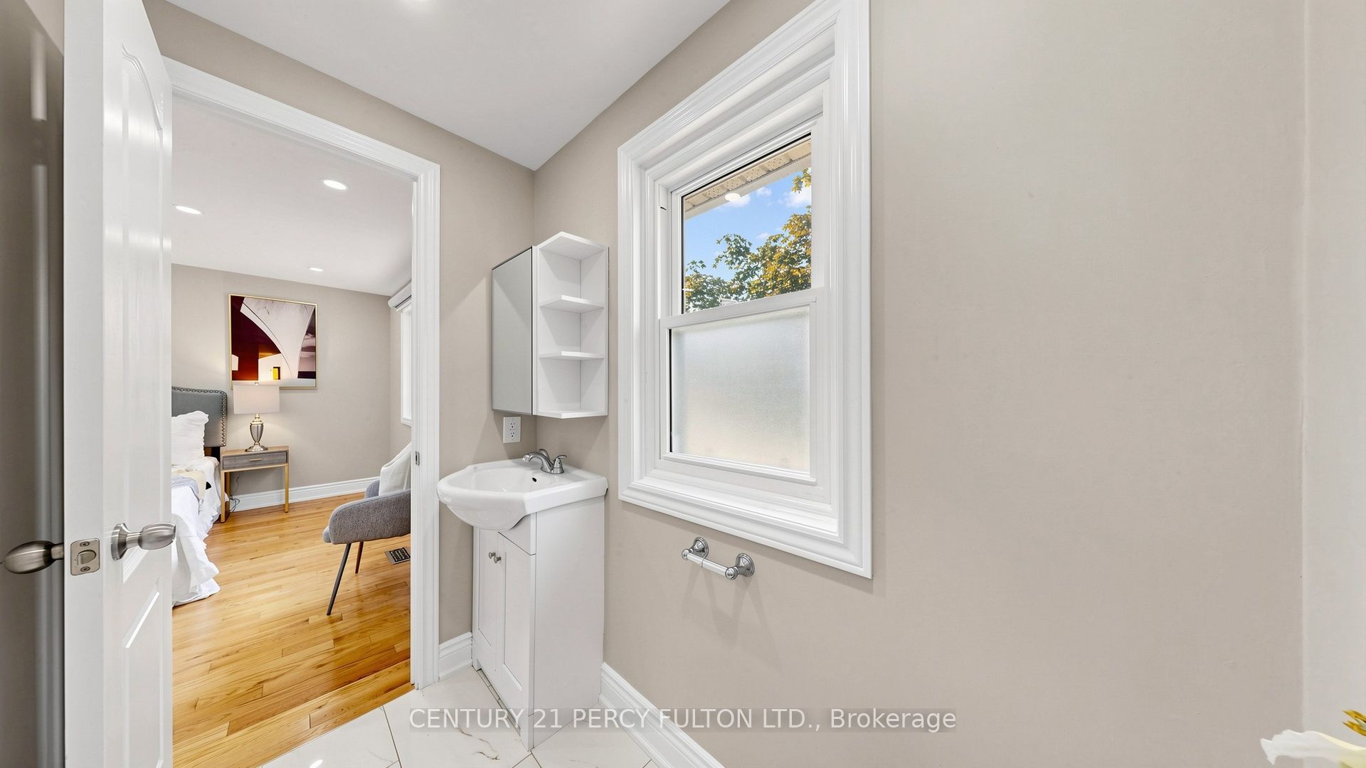70 Knightsbridge Way Property Photo 25