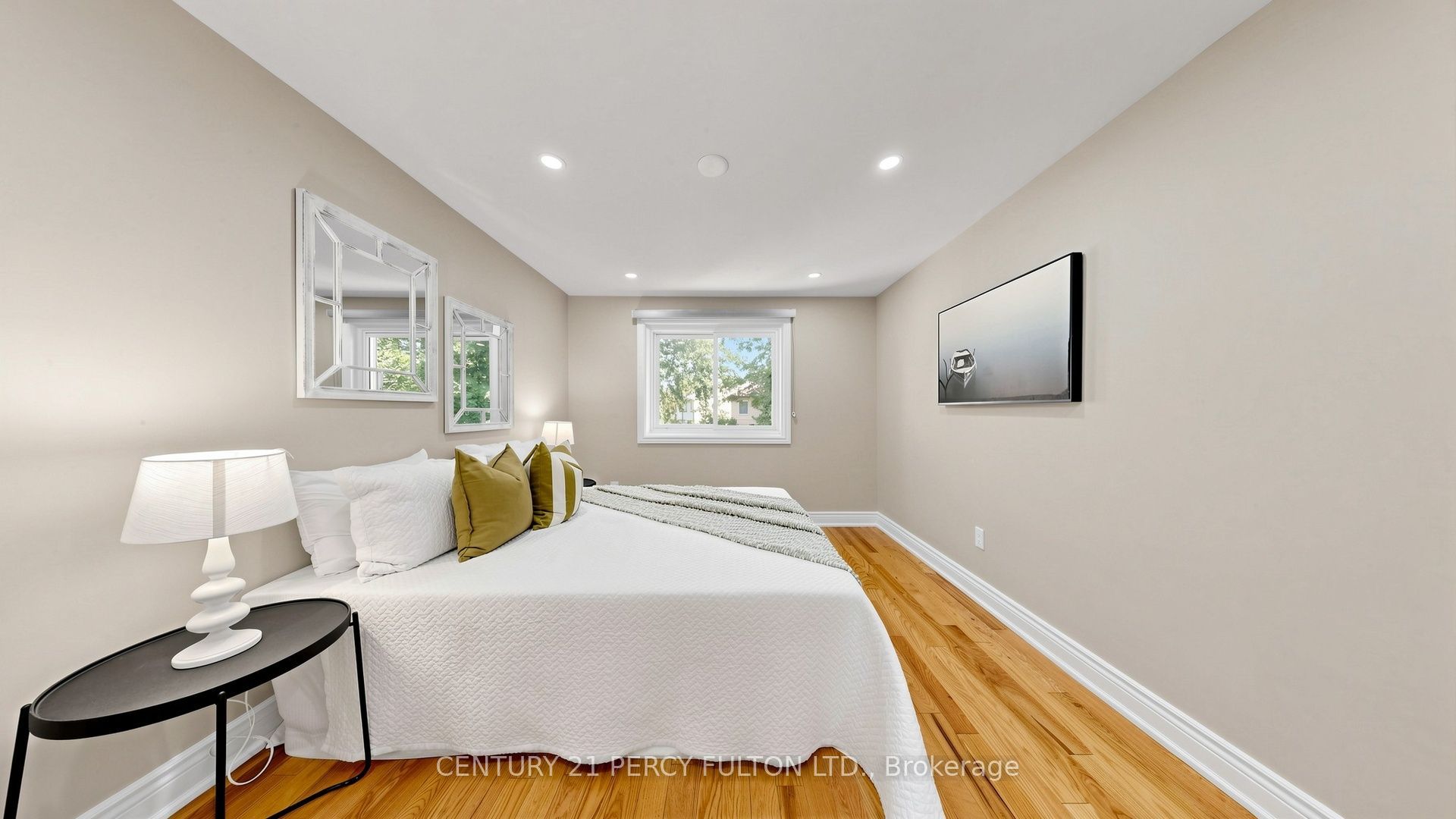 70 Knightsbridge Way Property Photo 32