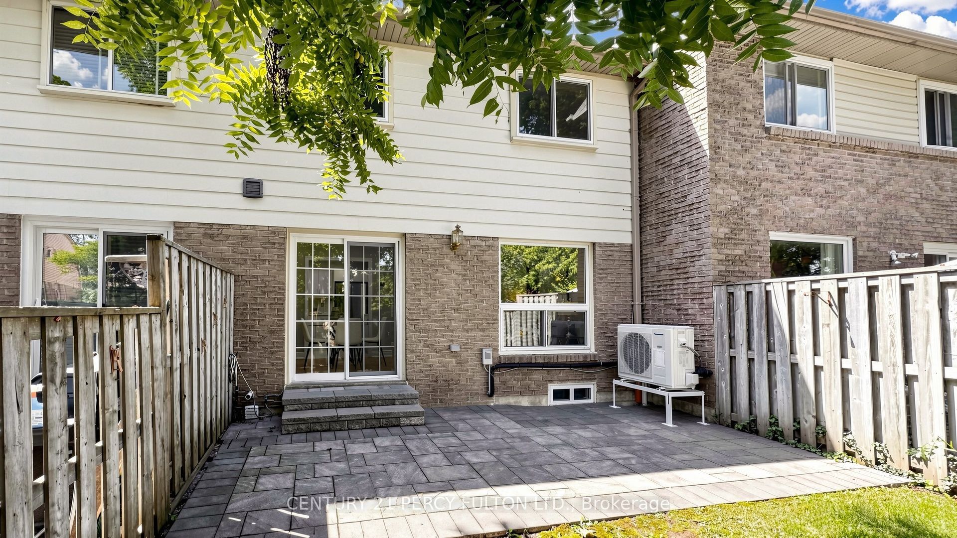 70 Knightsbridge Way Property Photo 47