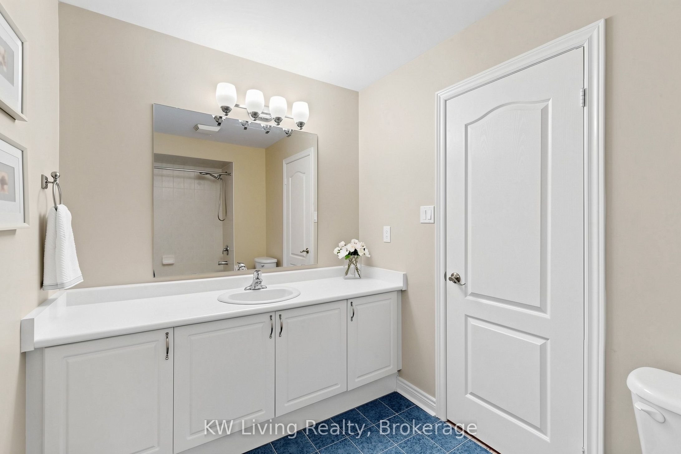 72 Stotts Crescent Property Photo 22