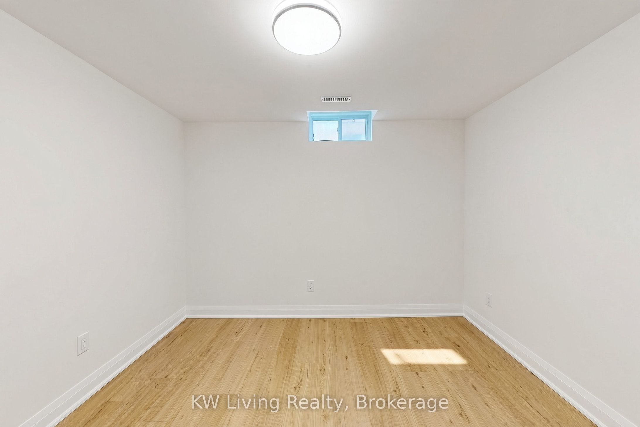 72 Stotts Crescent Property Photo 31