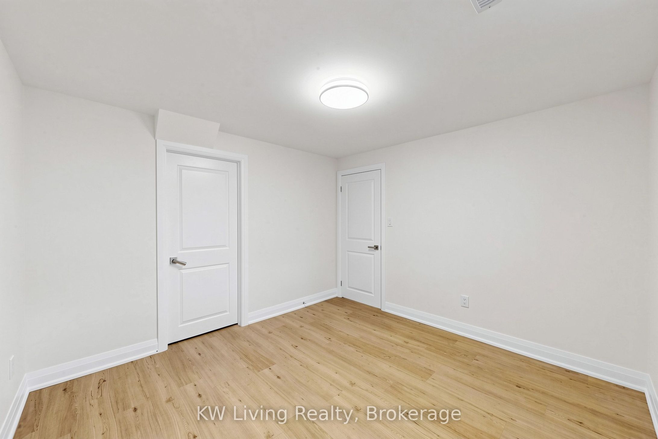 72 Stotts Crescent Property Photo 34