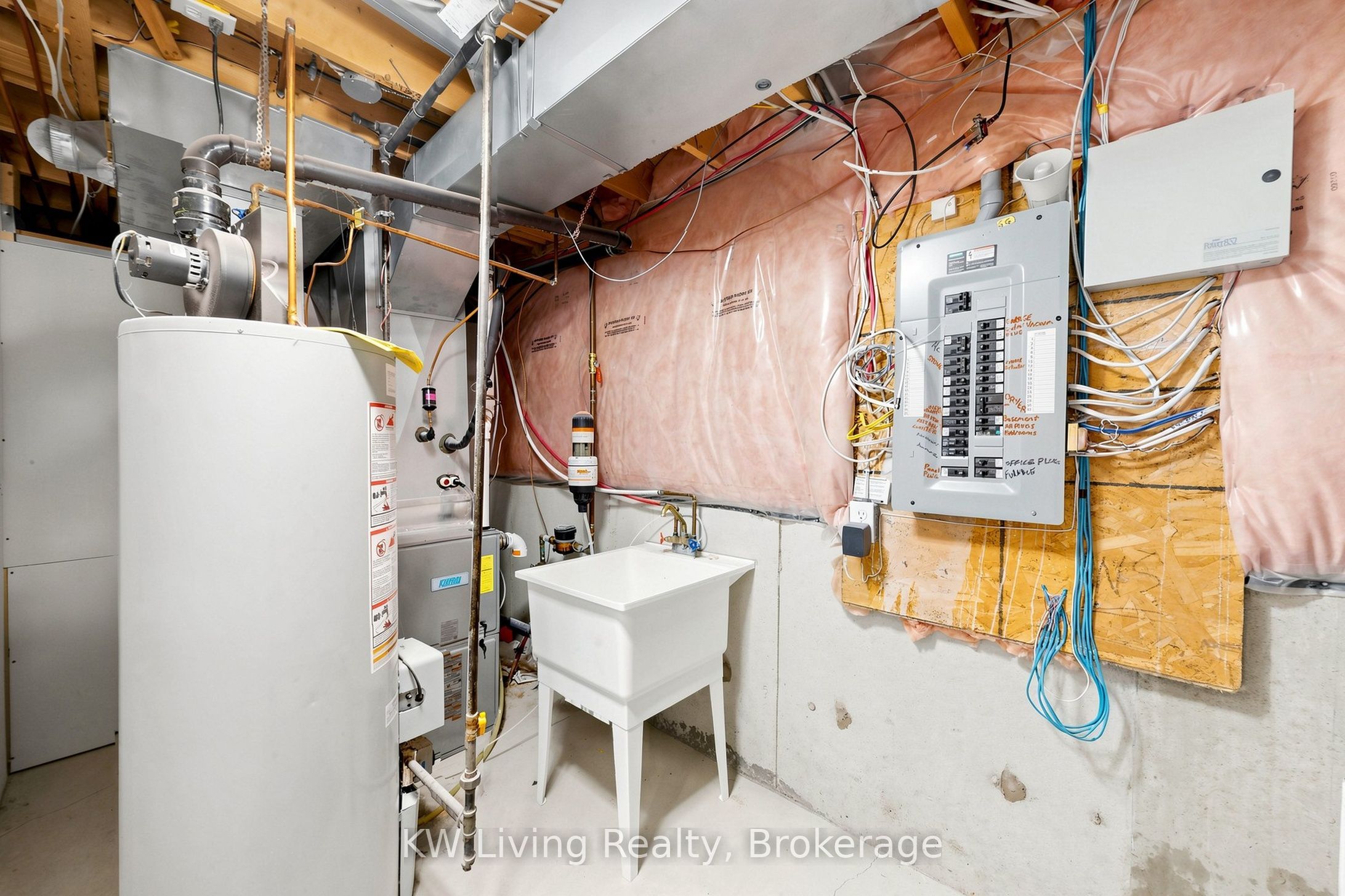 72 Stotts Crescent Property Photo 38