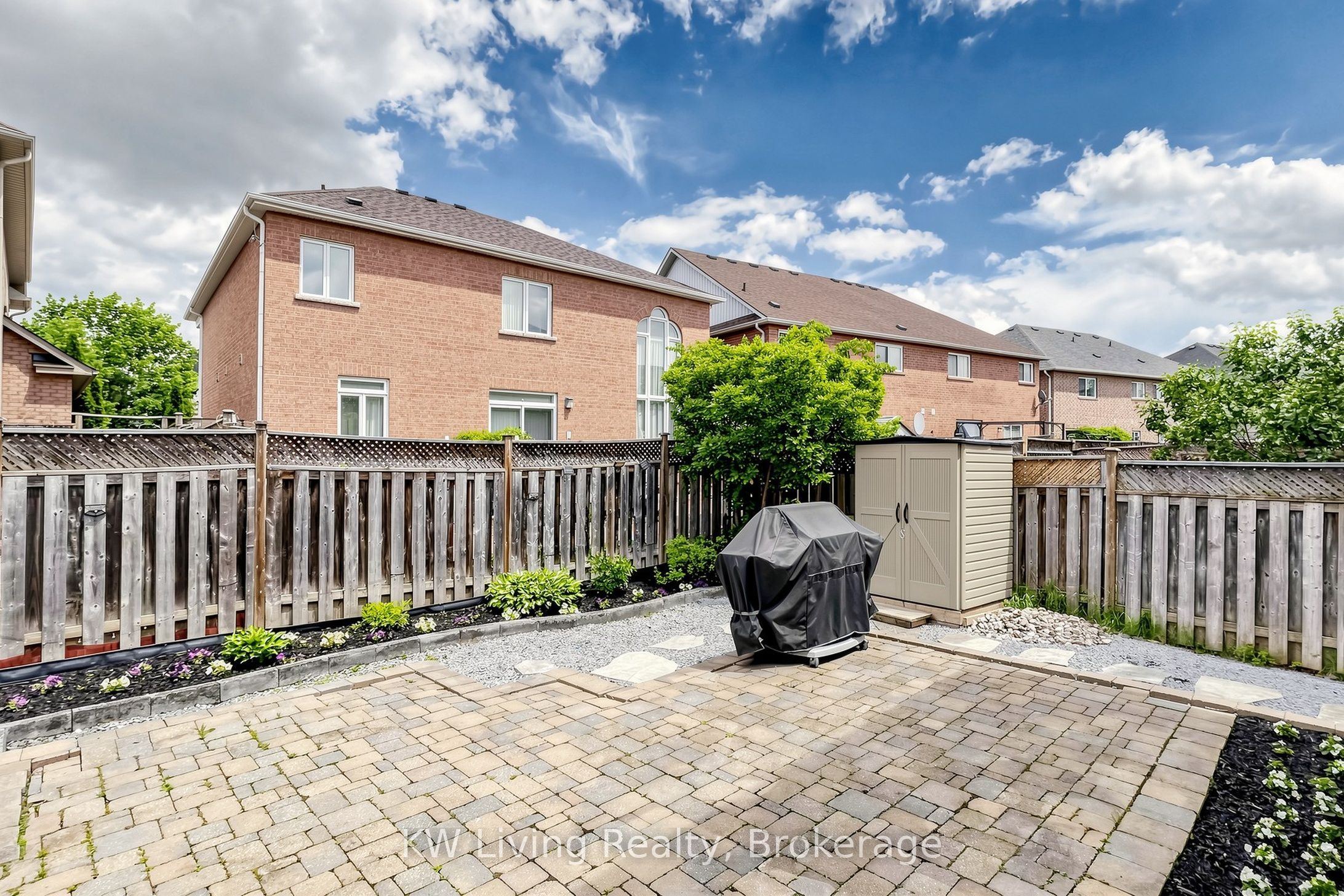 72 Stotts Crescent Property Photo 39