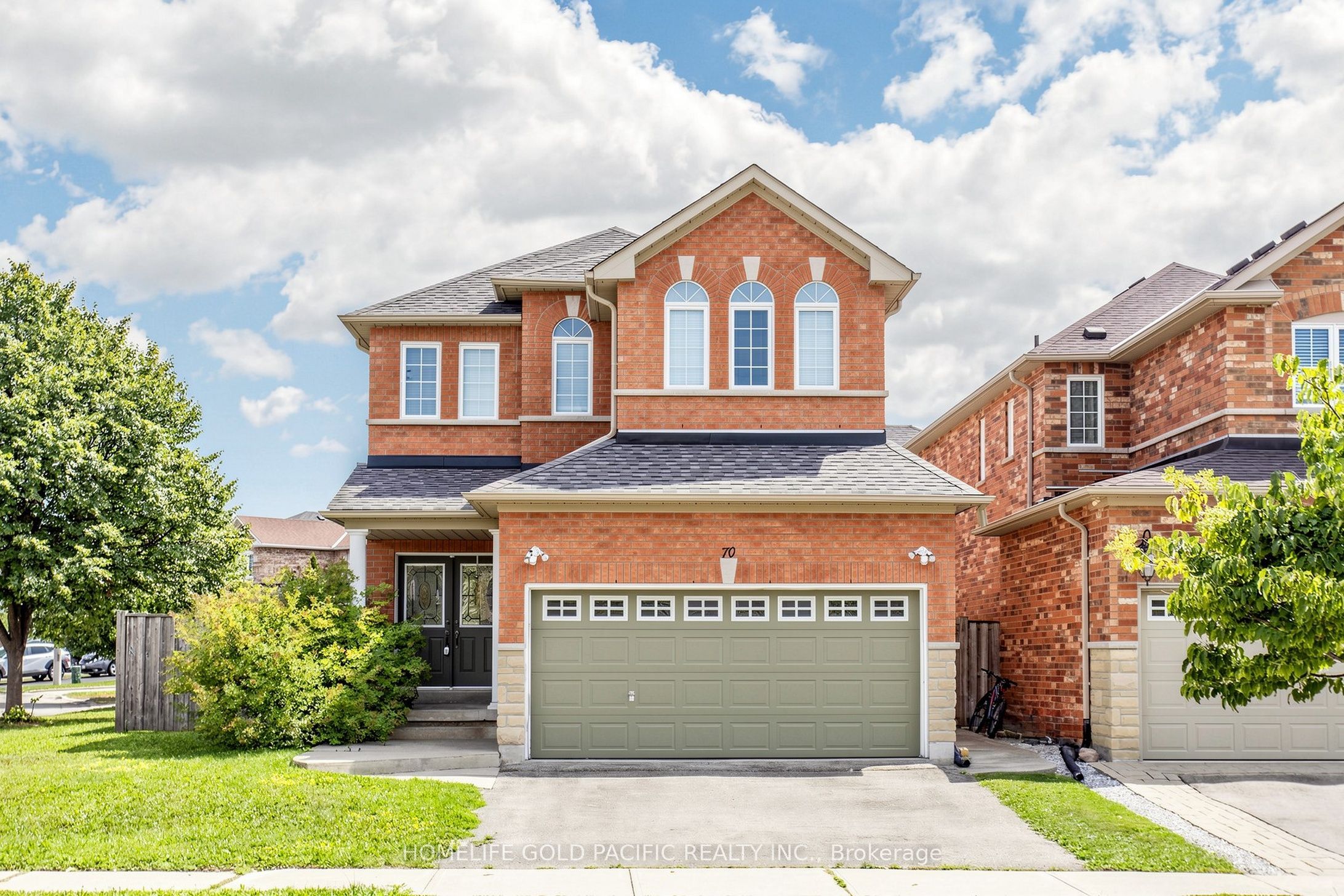 70 Mallard Marsh Crescent E Property Photo 1