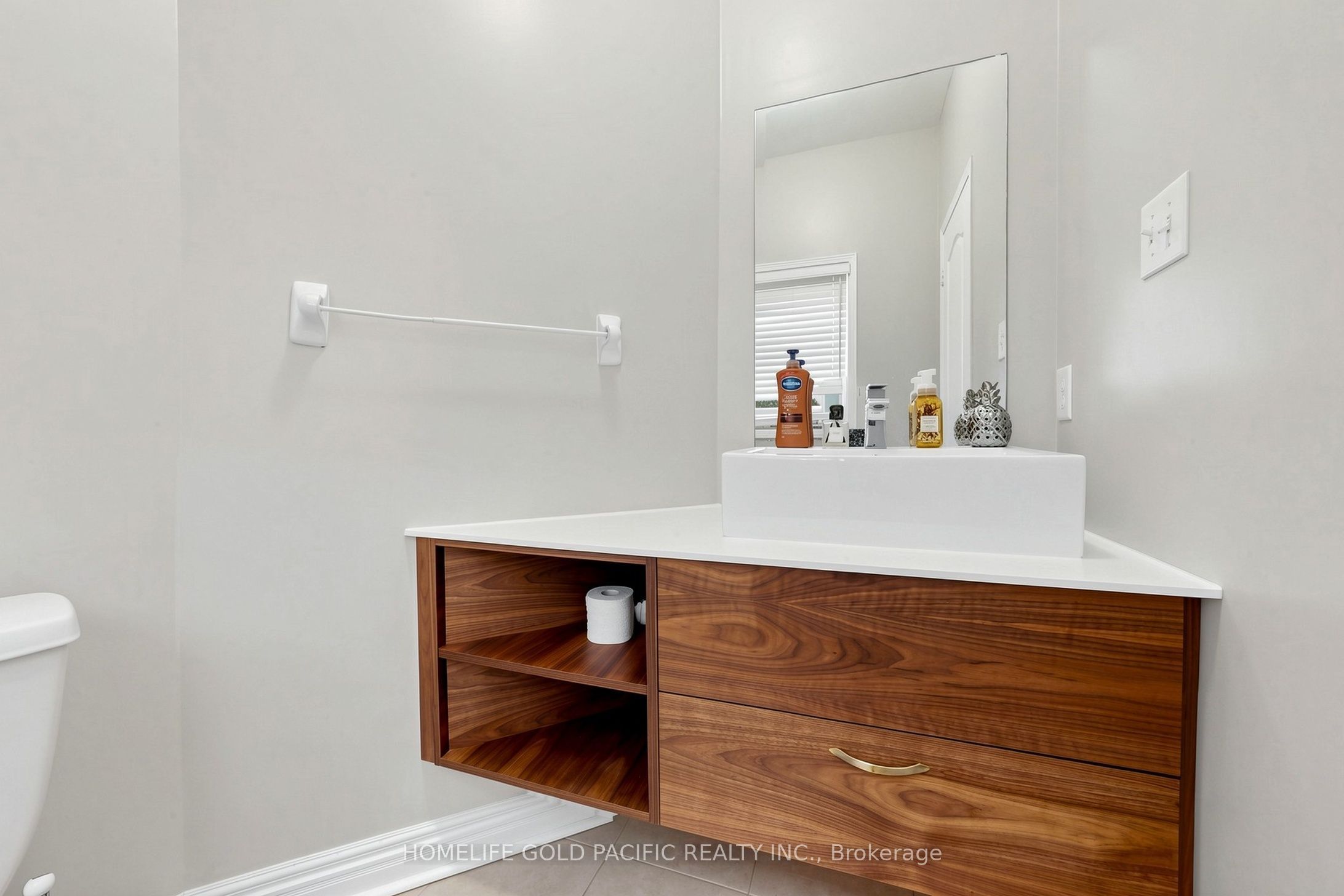 70 Mallard Marsh Crescent E Property Photo 18