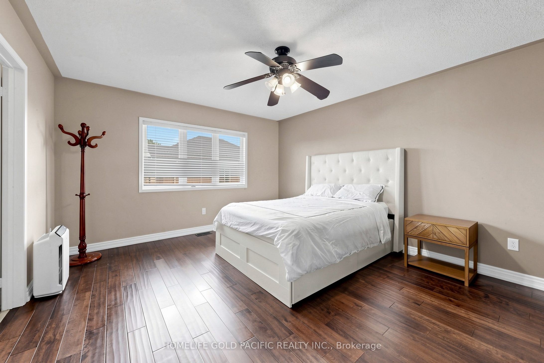 70 Mallard Marsh Crescent E Property Photo 23