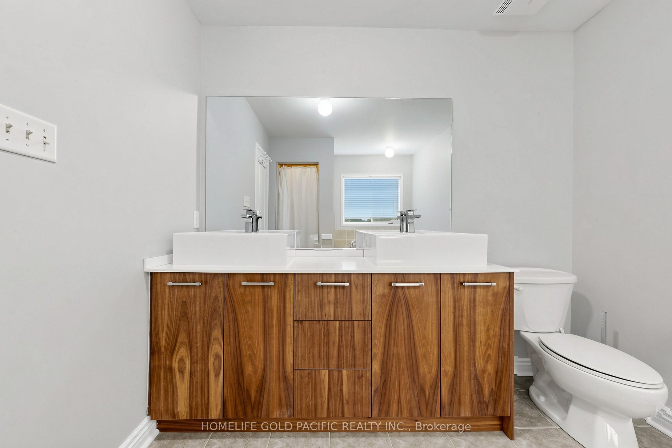 70 Mallard Marsh Crescent E Property Photo 28