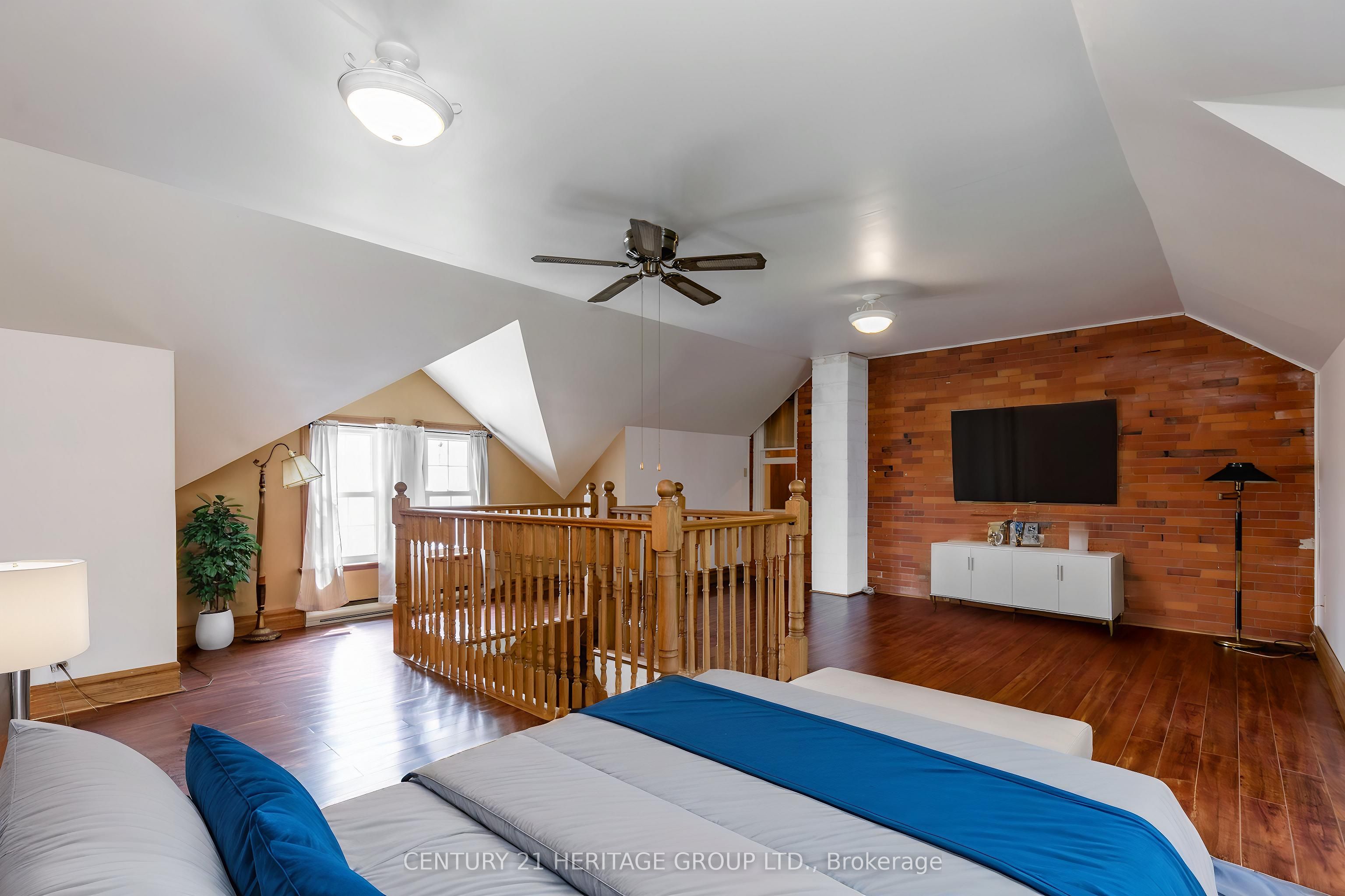 4 Thomas Street Property Photo 20