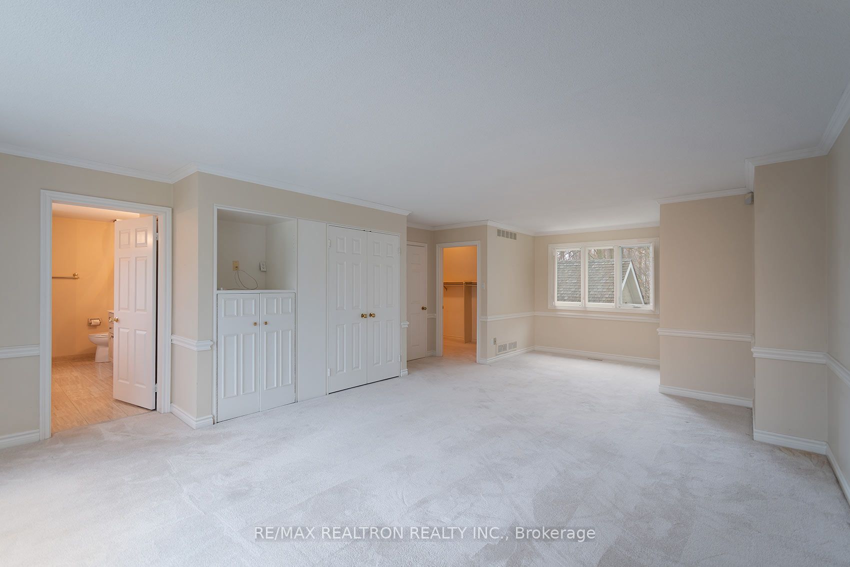 462 Beacon Hall Drive Property Photo 27