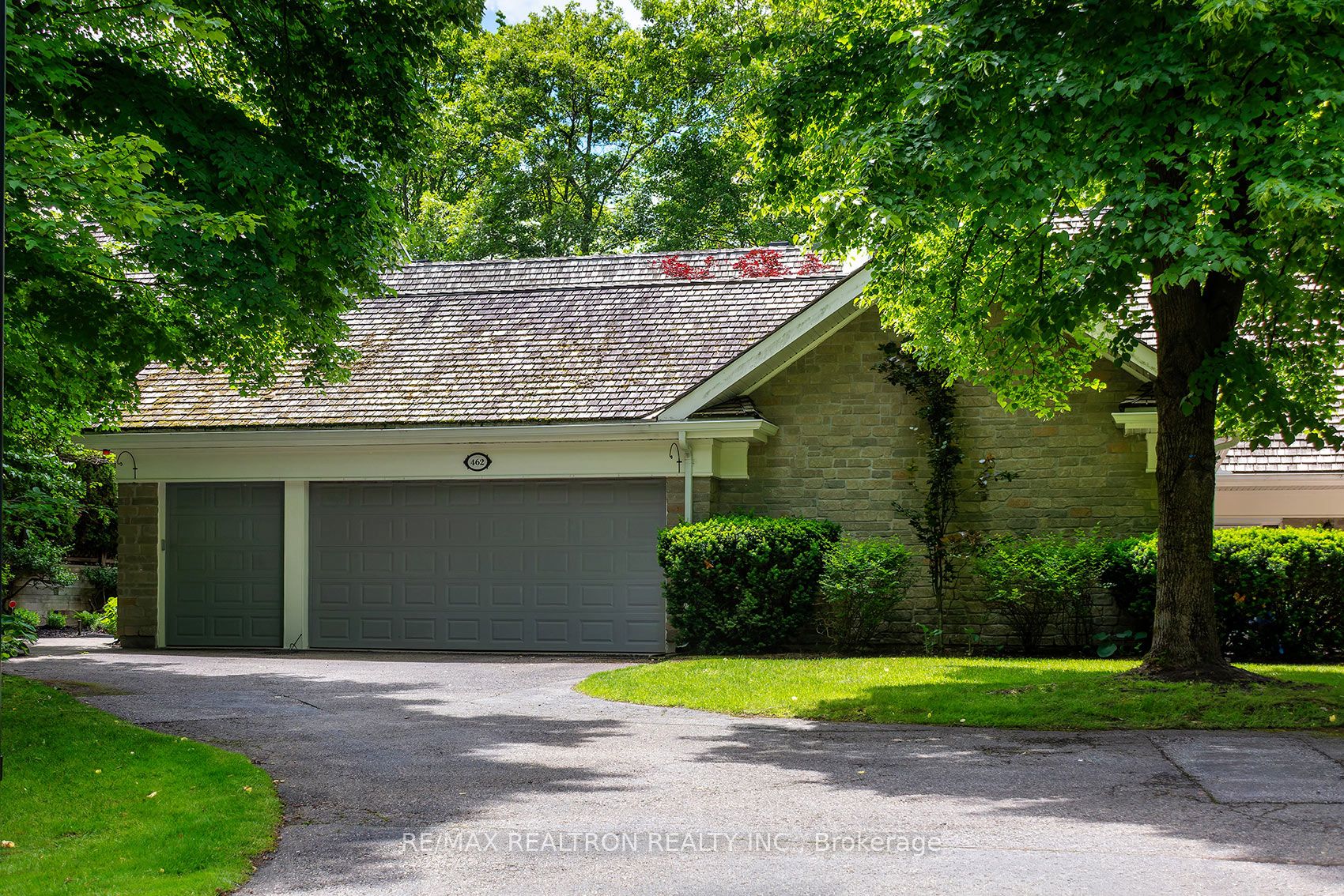 462 Beacon Hall Drive Property Photo 42
