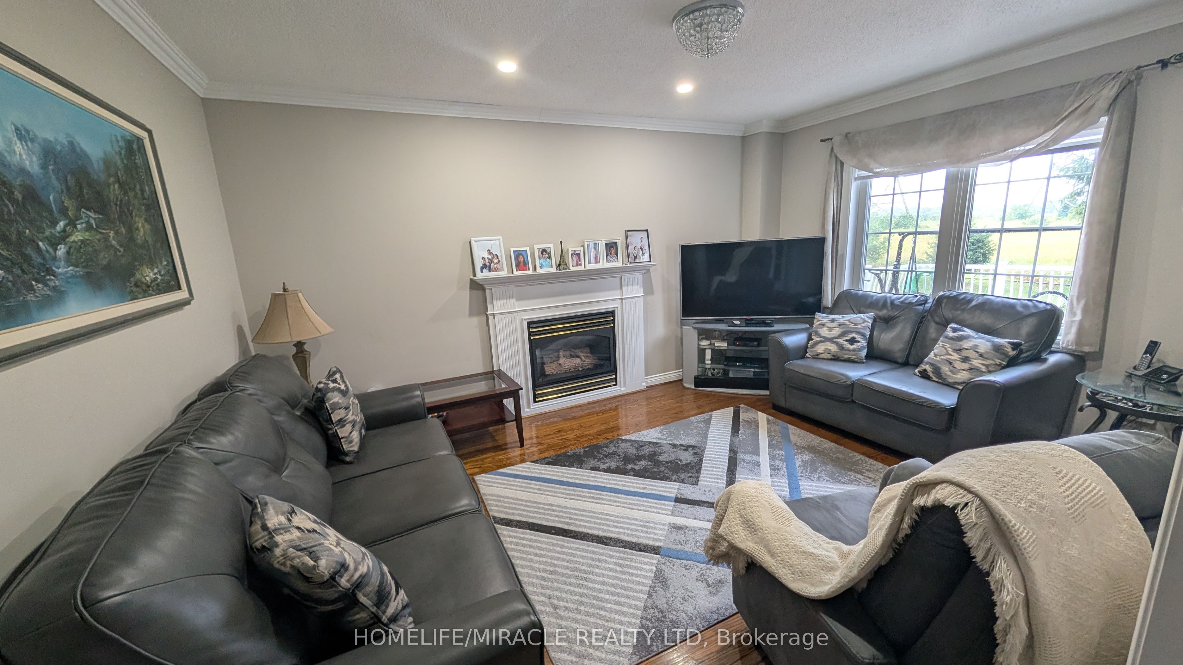65 Timber Lane Property Photo 4