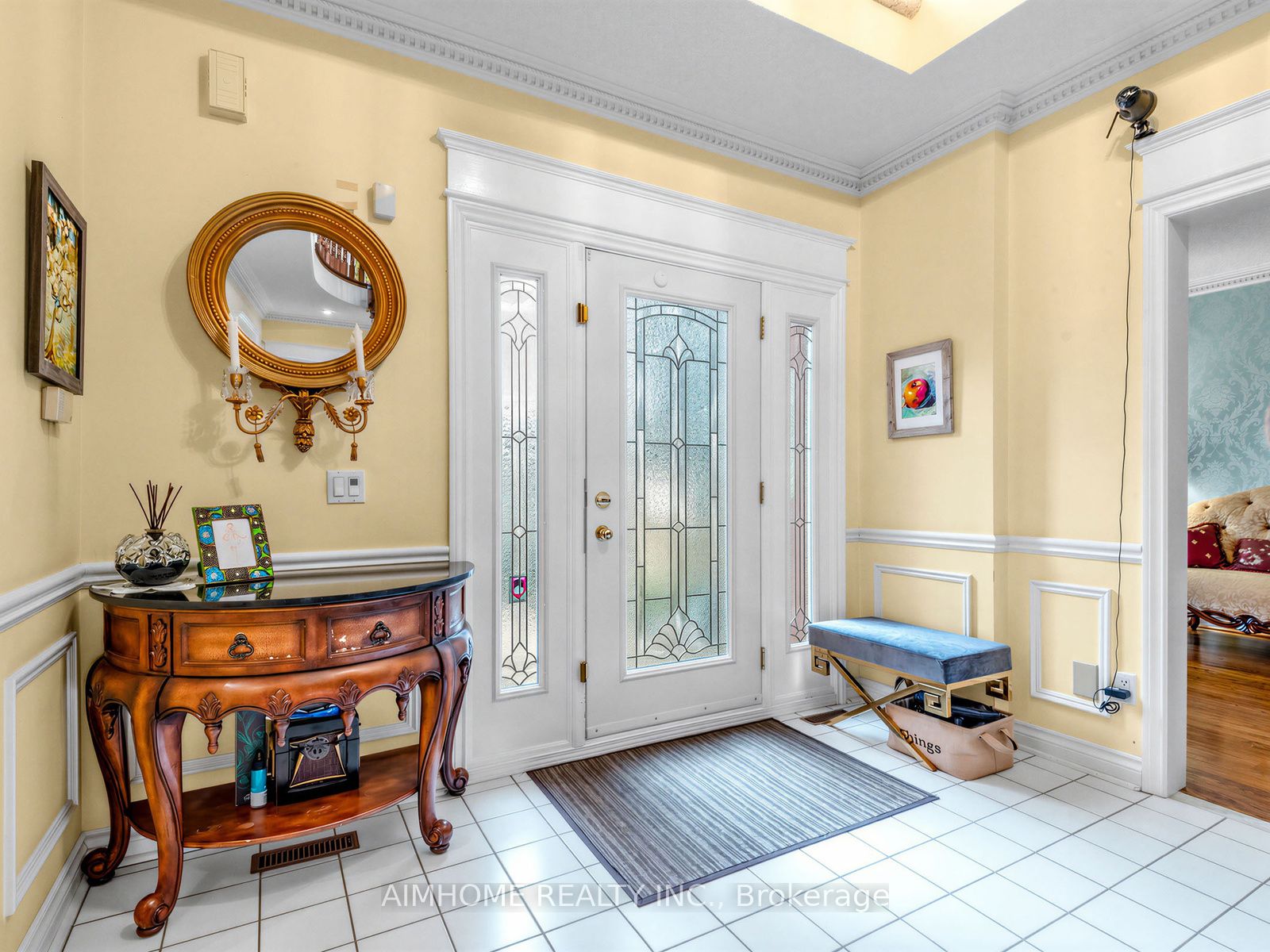 92 Braeside Square Property Photo 3