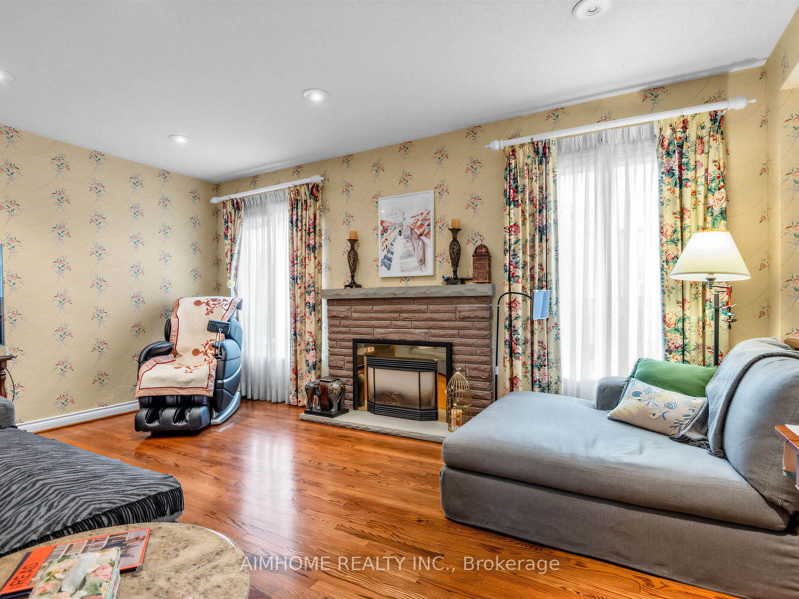 92 Braeside Square Property Photo 11