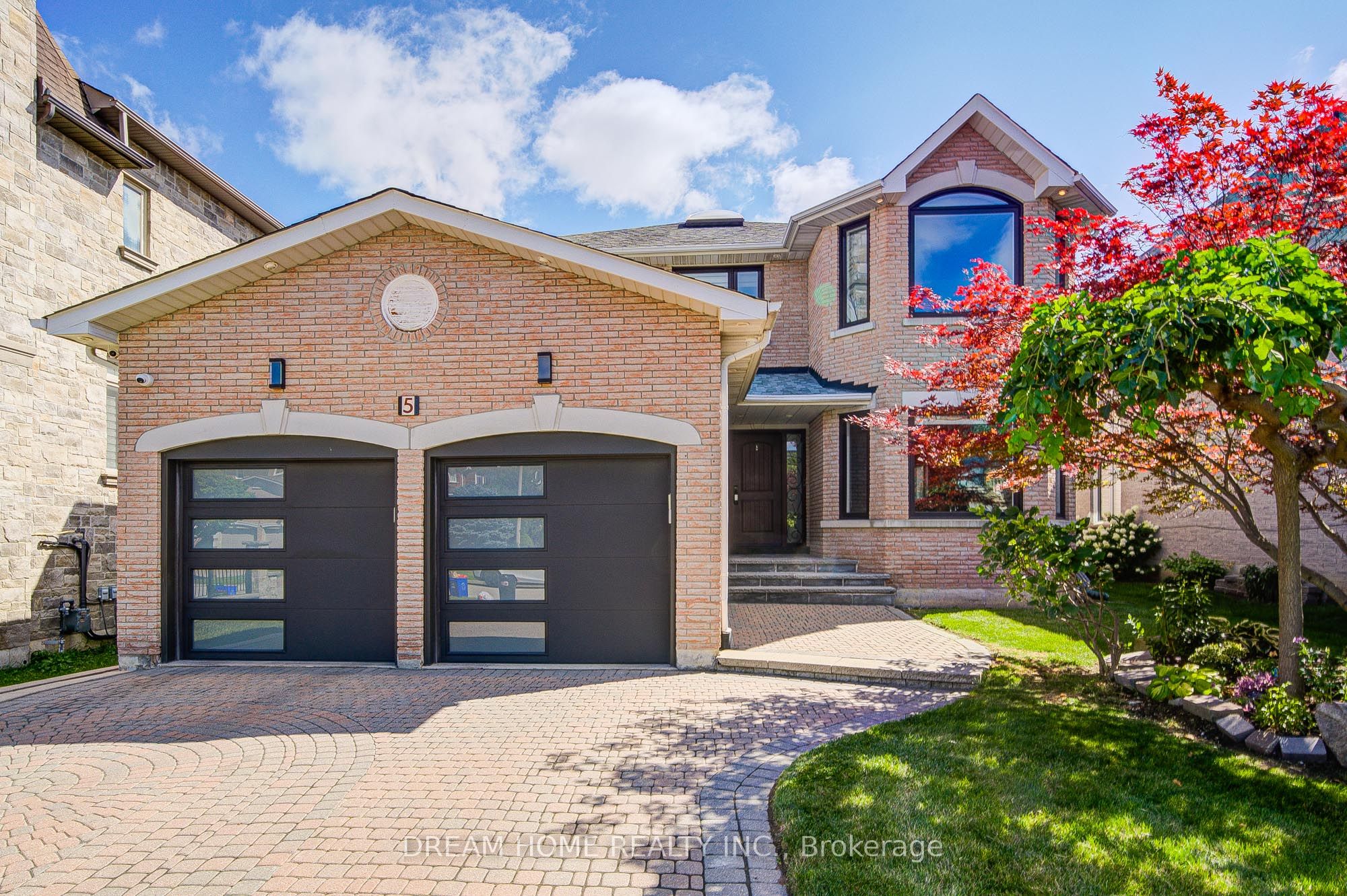 5 Silk Court Property Photo 1