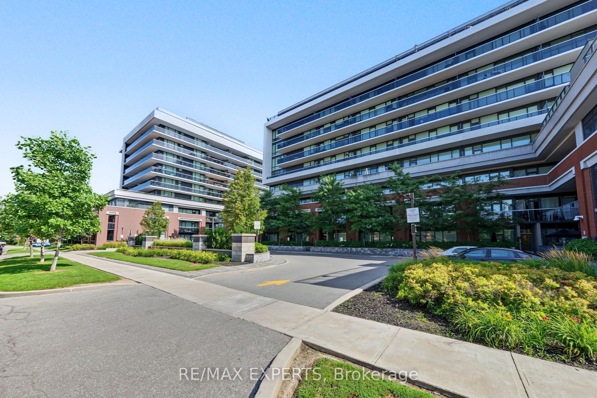 4800 Highway 7 117 Property Photo 1