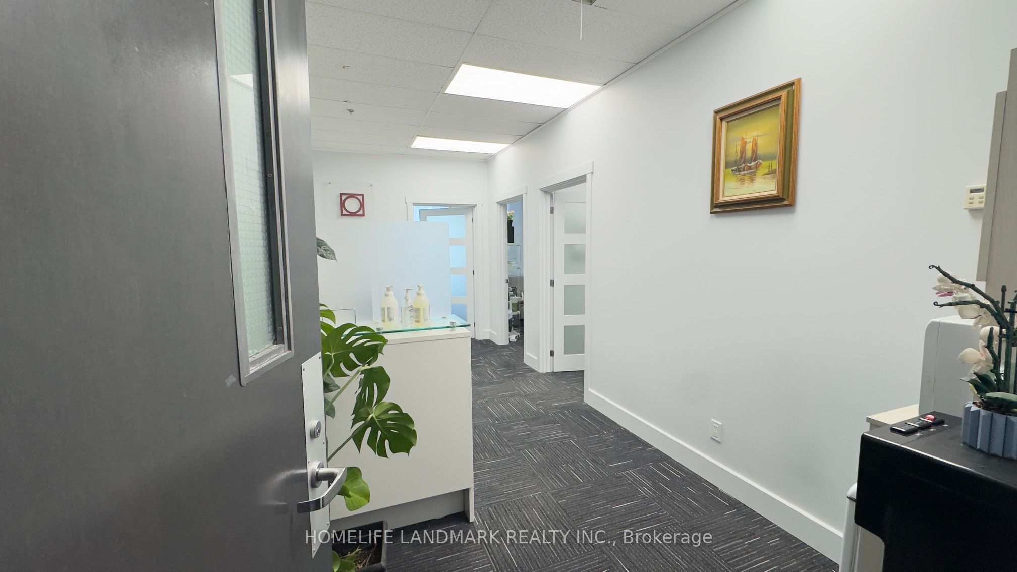 3601 Highway 7 E 811 Property Photo 1