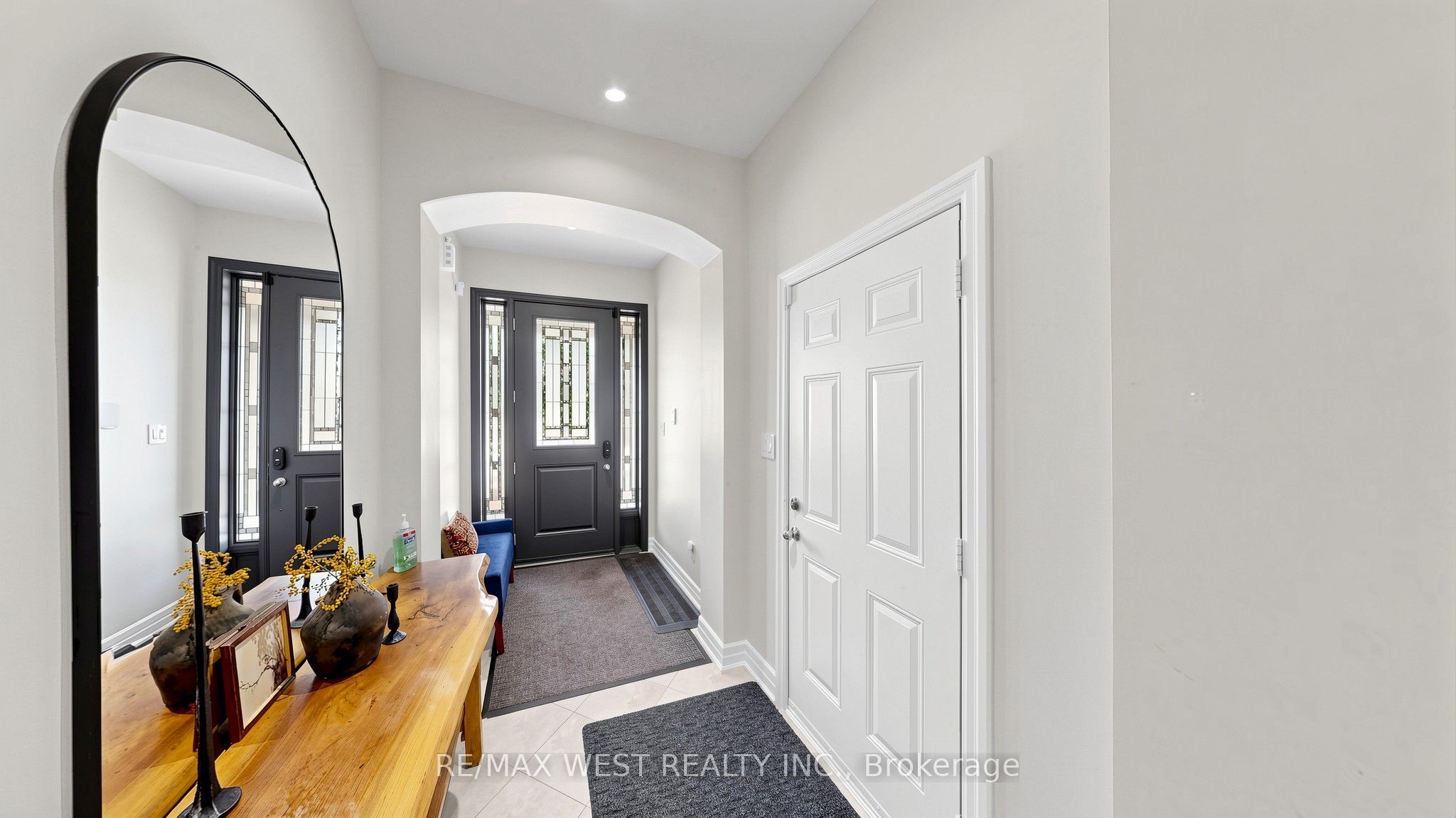 57 Alex Campbell Crescent Property Photo 4