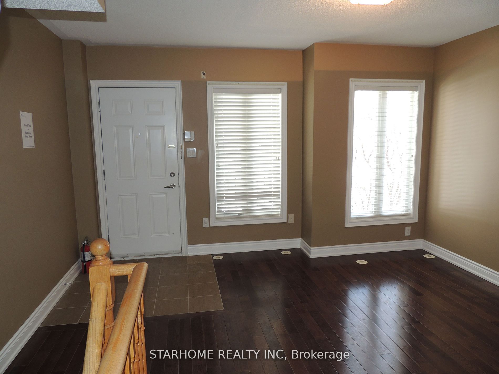 8 Times Avenue Property Photo 4