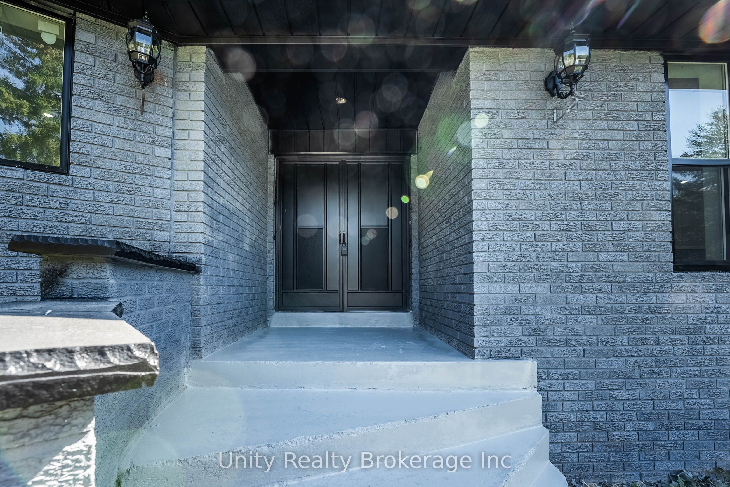 15295 11th Concession Property Photo 5
