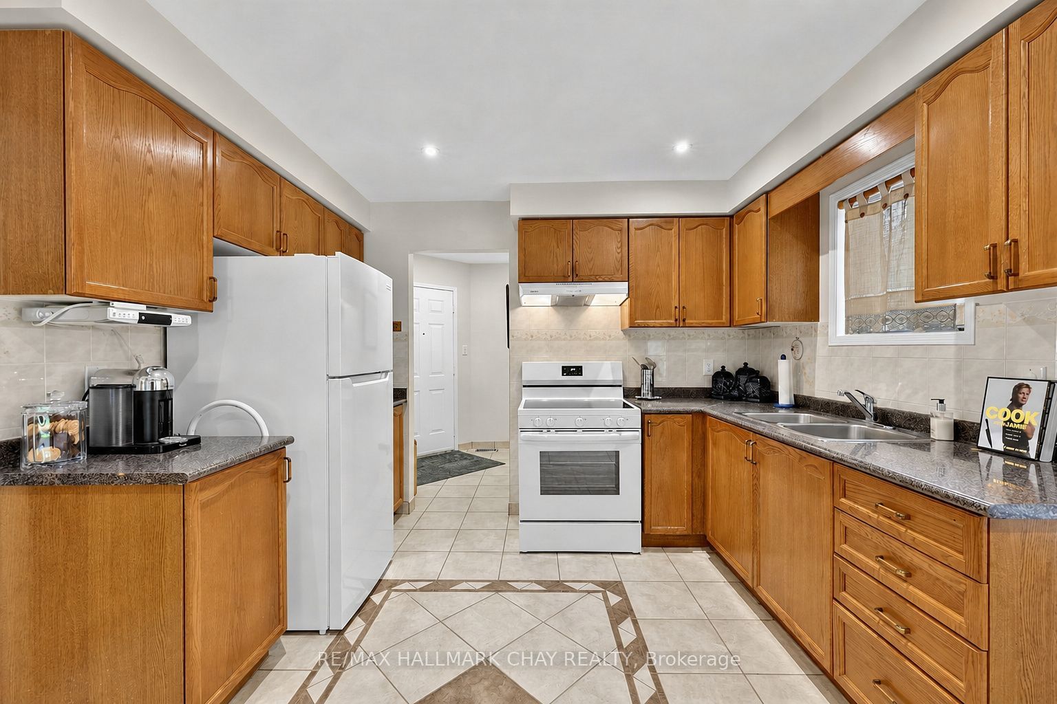 436 Simcoe Road Property Photo 7