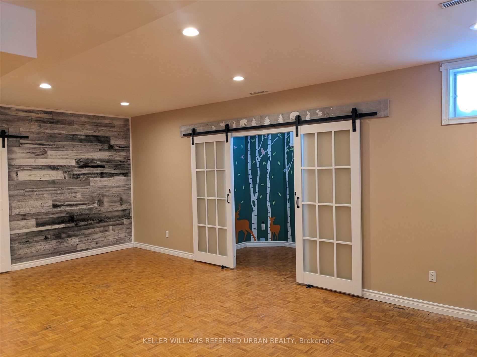132 Old Surrey Lane Lower Property Photo 13