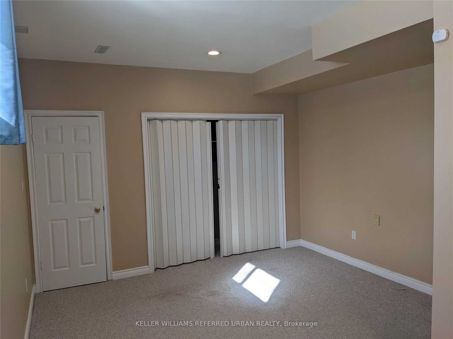 132 Old Surrey Lane Lower Property Photo 19