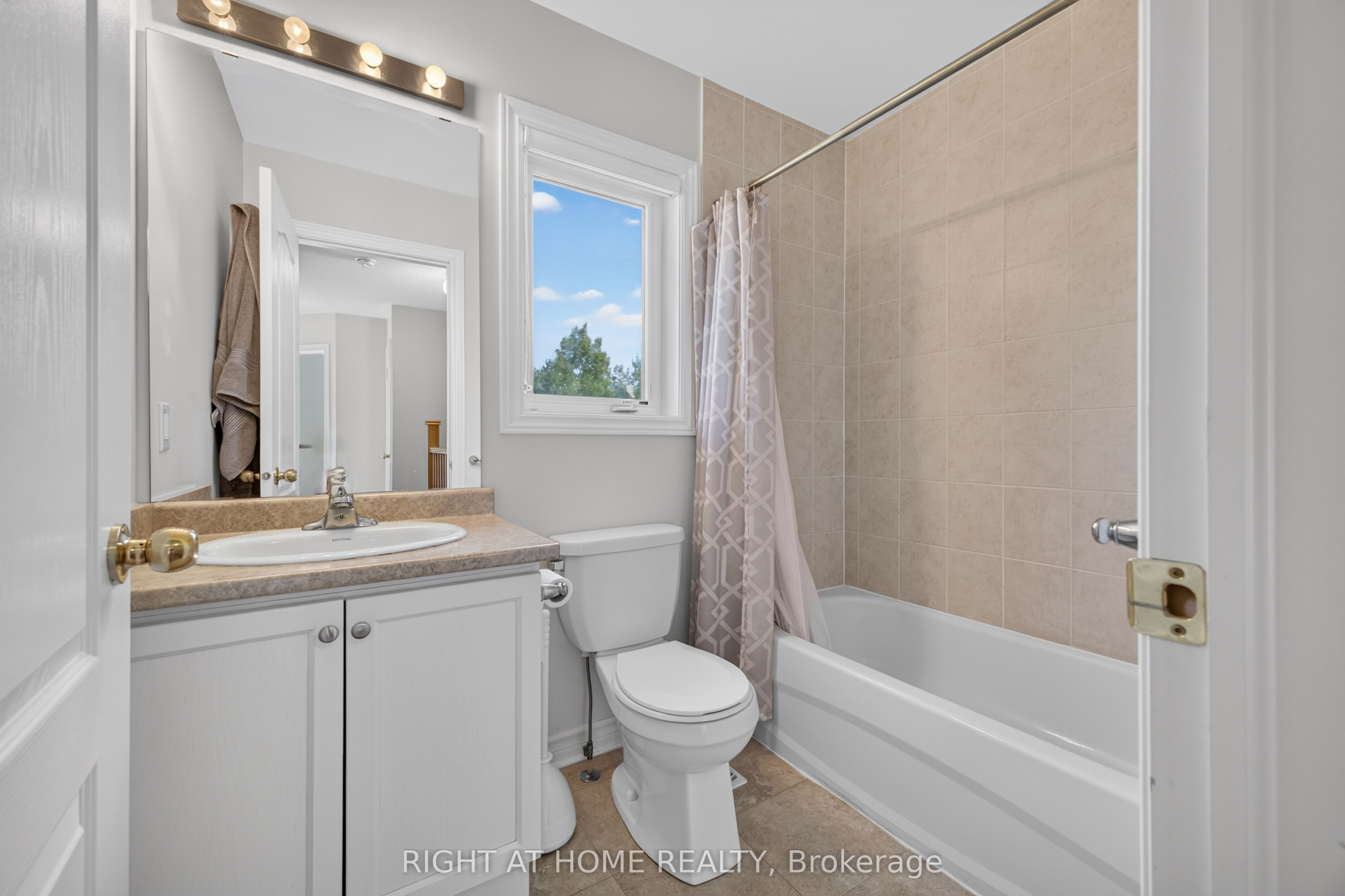 78 Blanchard Crescent Property Photo 22