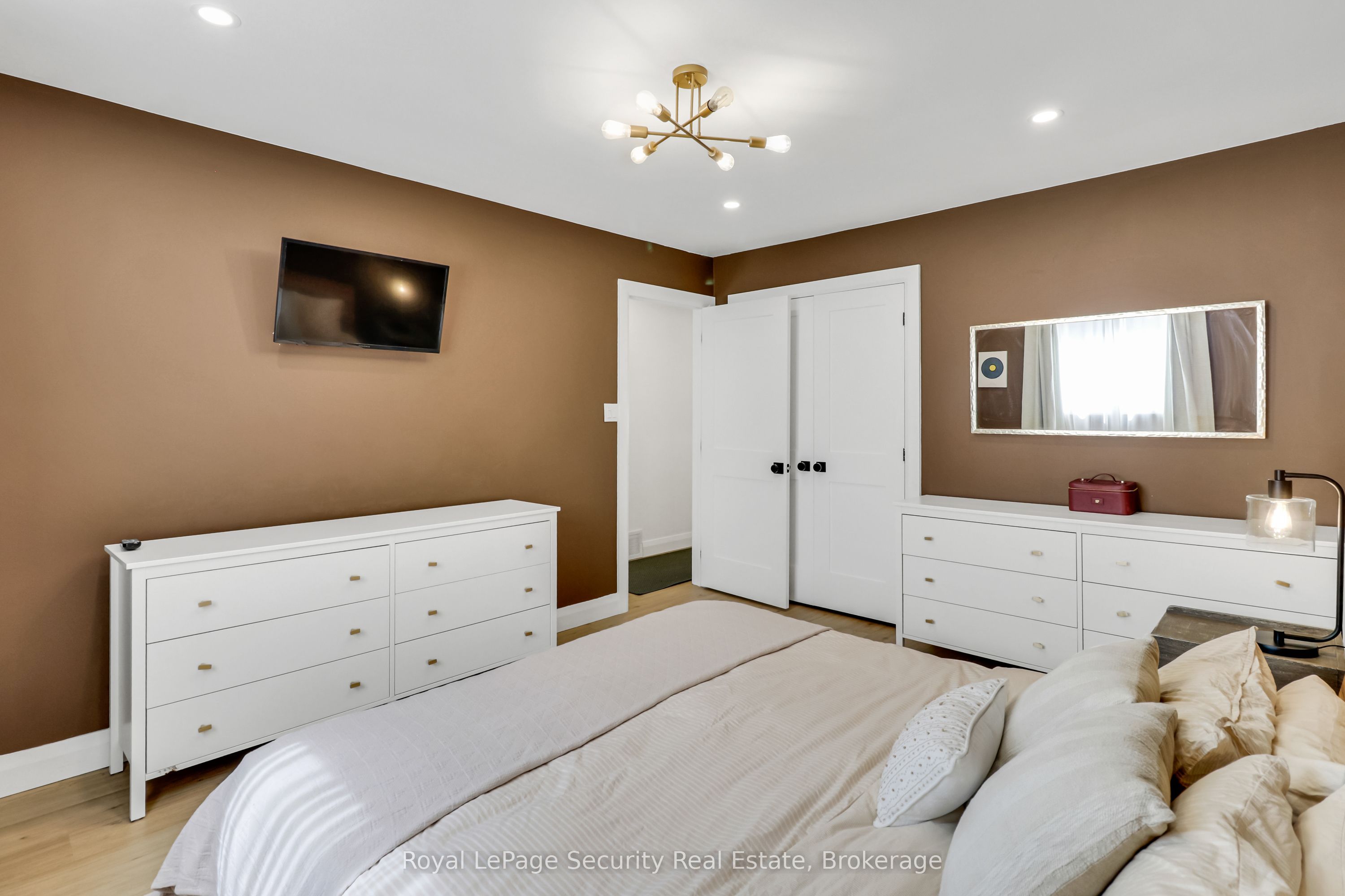 1045 Lebanon Drive Property Photo 24