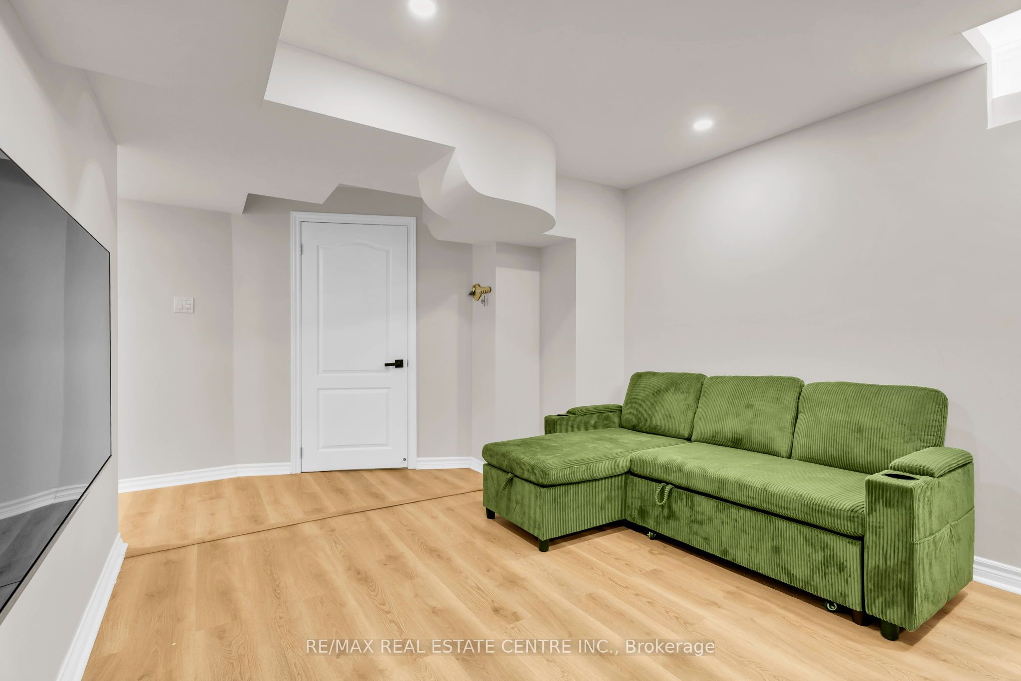67 Ferdinand Avenue Property Photo 9