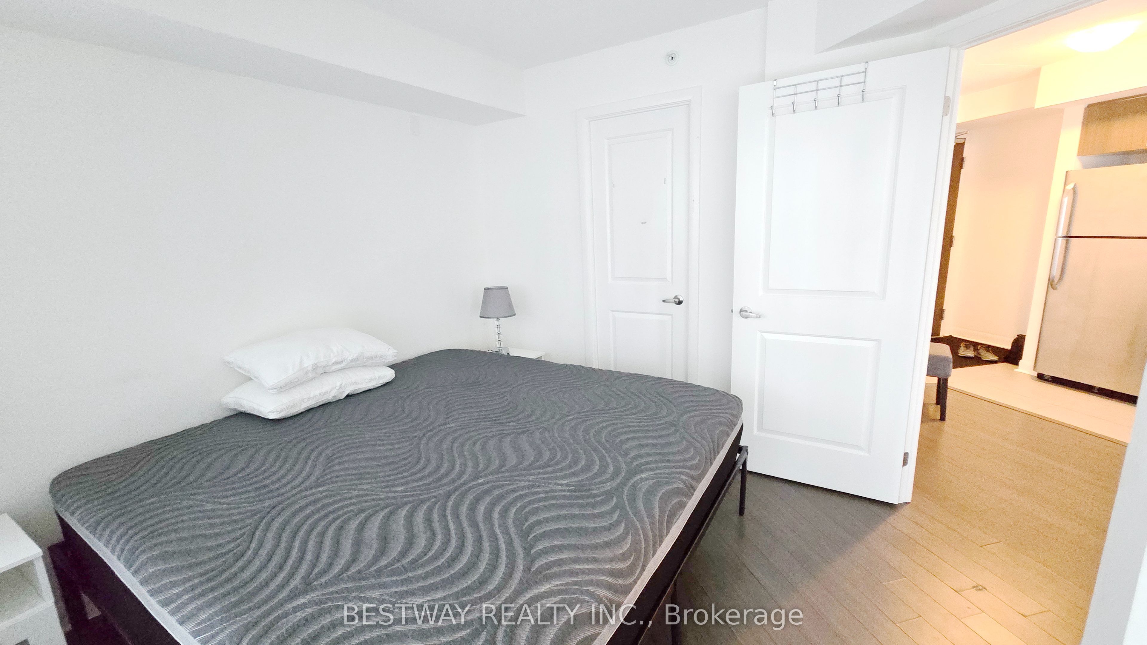 75 Norman Bethune Avenue 208 Property Photo 10