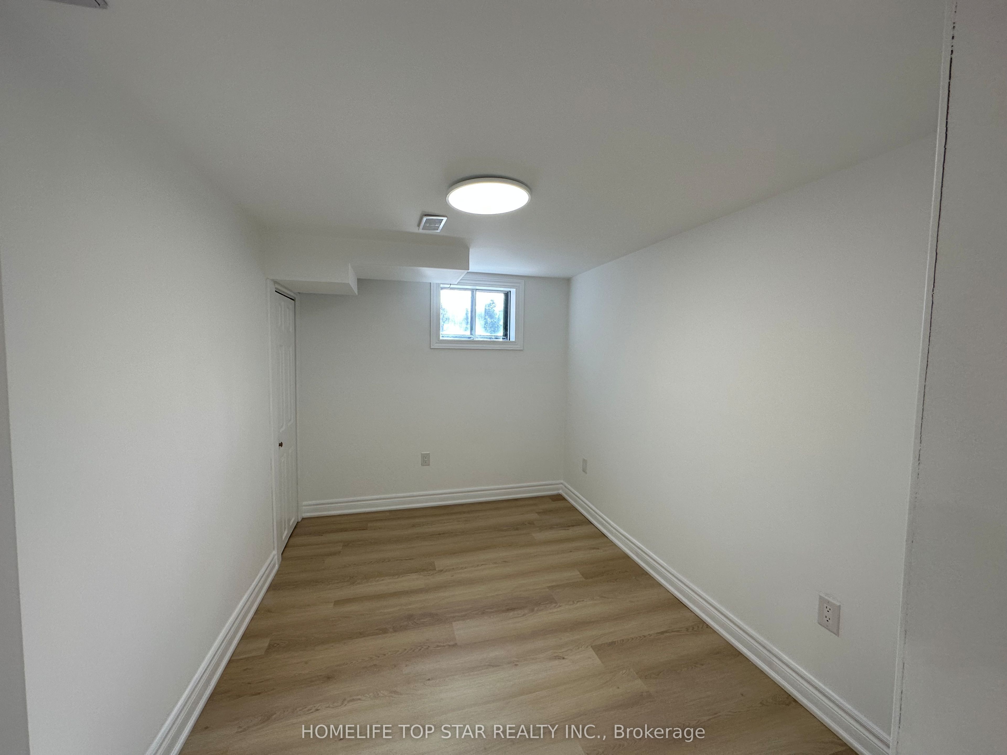 38 Cartier Crescent Basement Property Photo 3