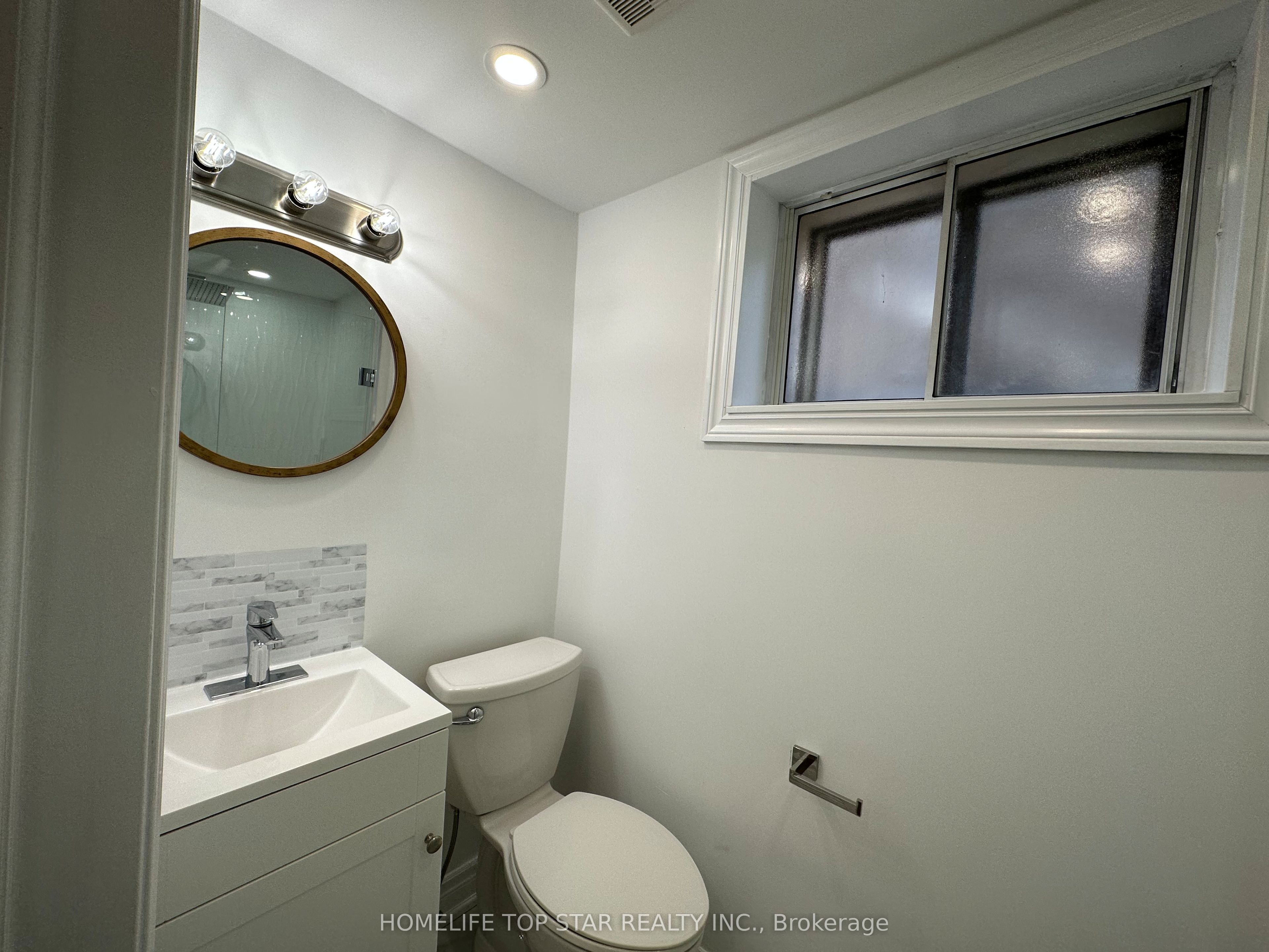38 Cartier Crescent Basement Property Photo 7